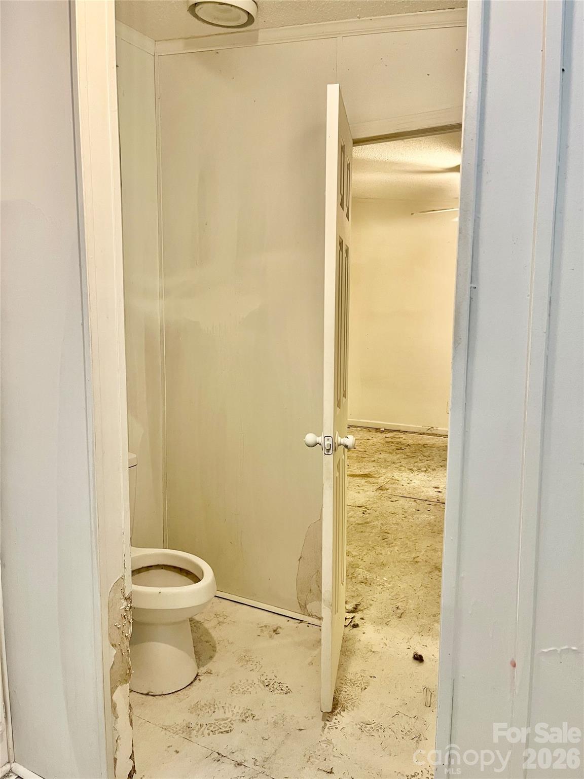 main property photo 11