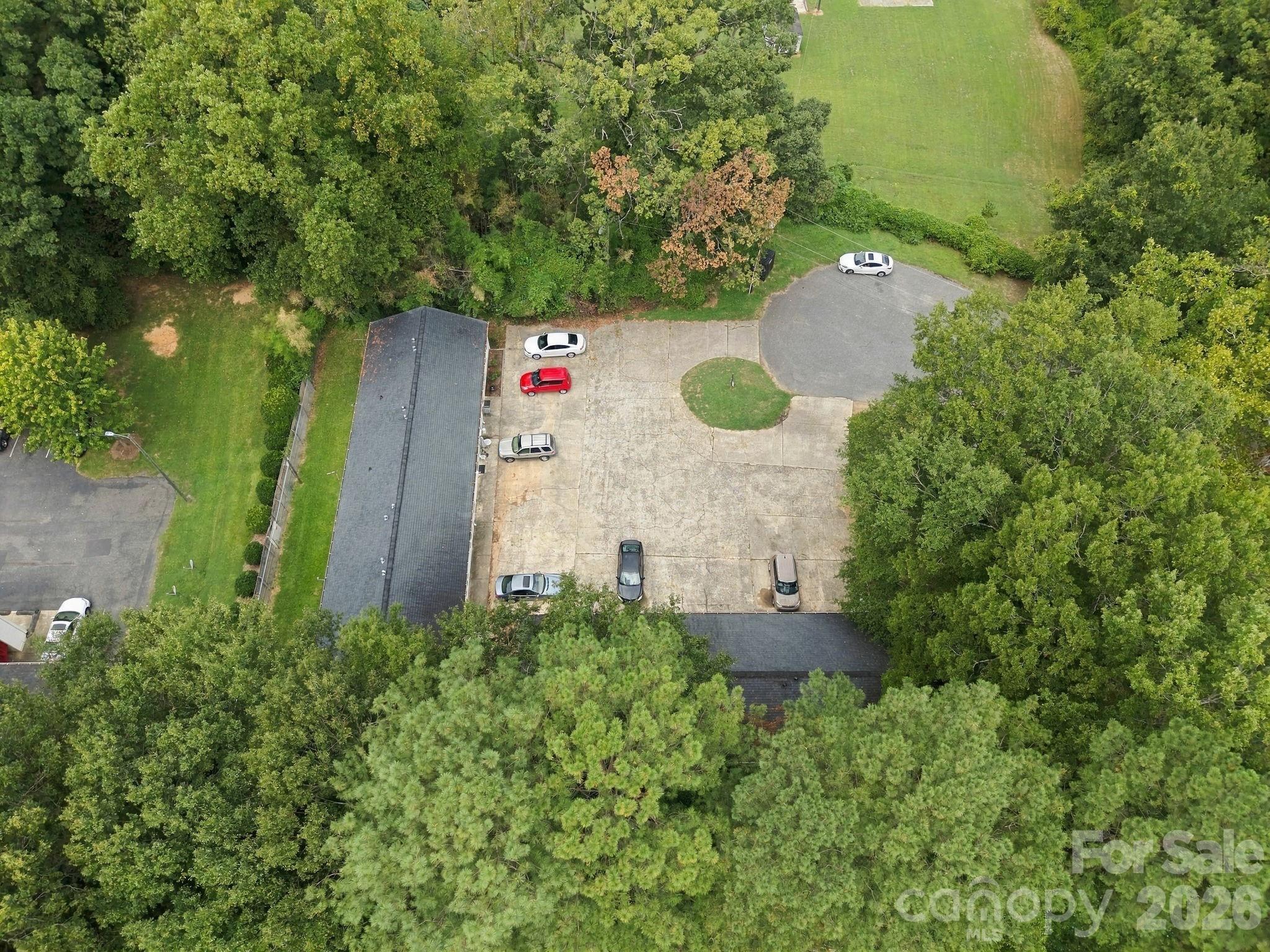 main property photo 5