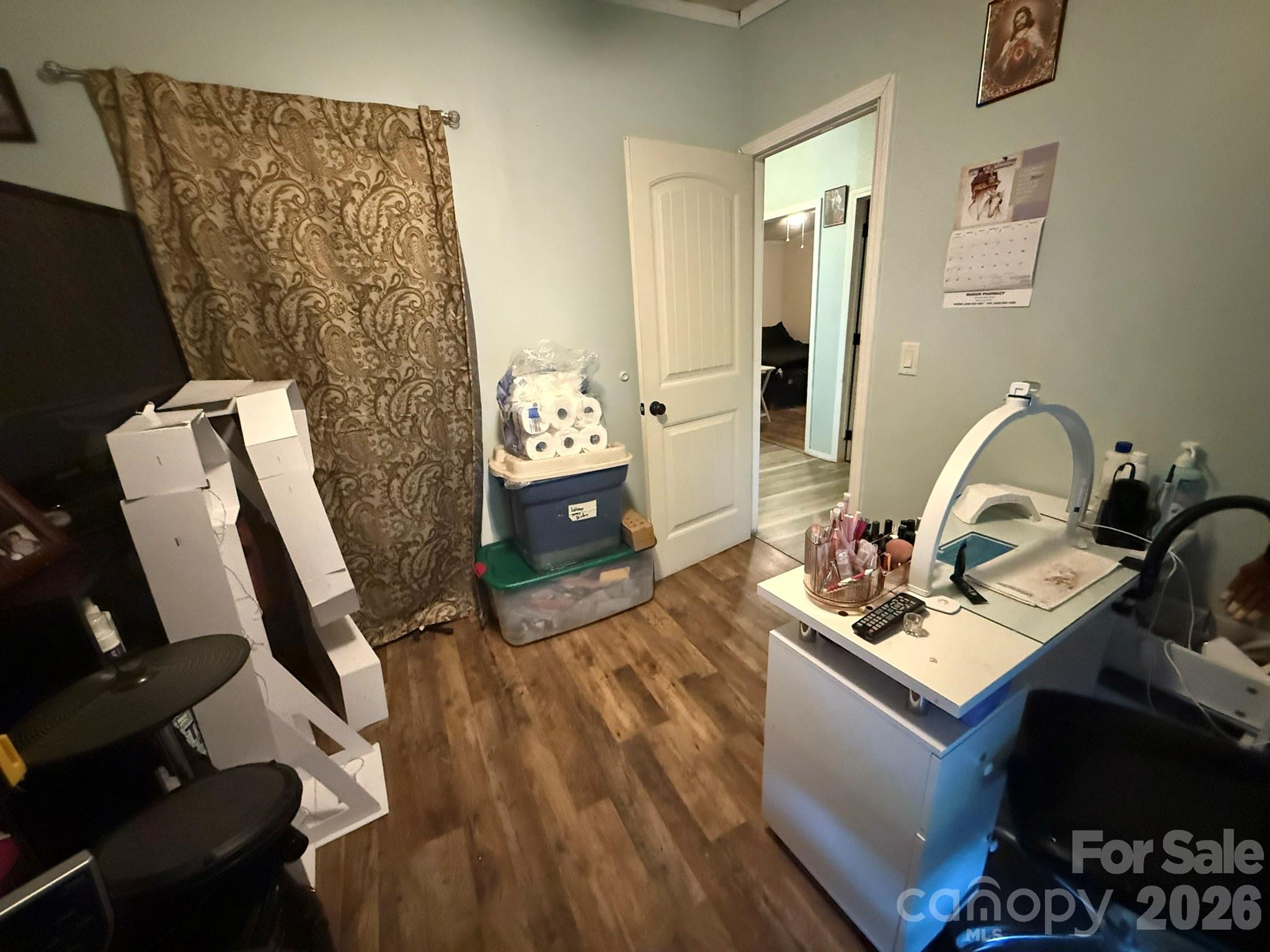 main property photo 26