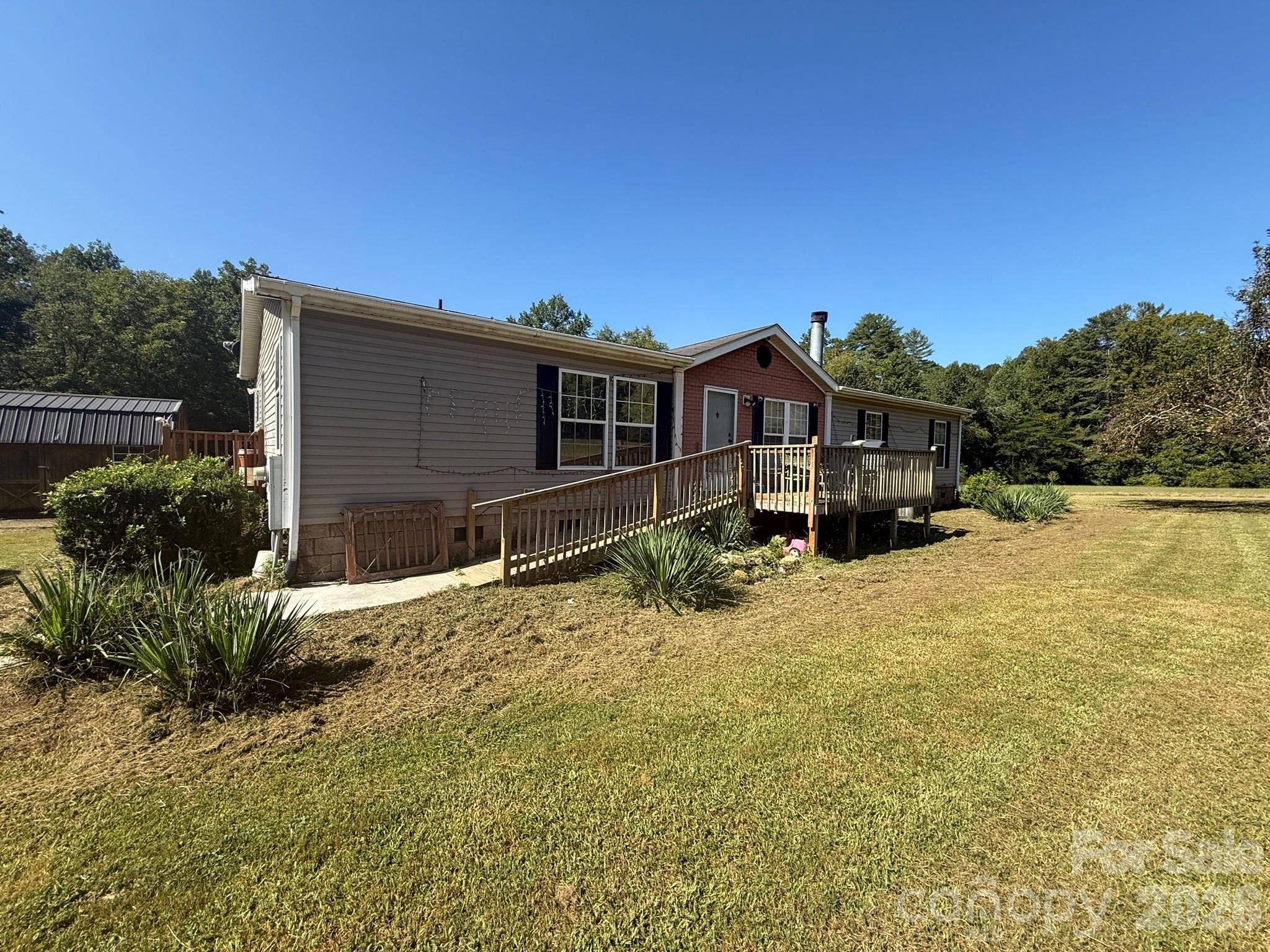 main property photo 5