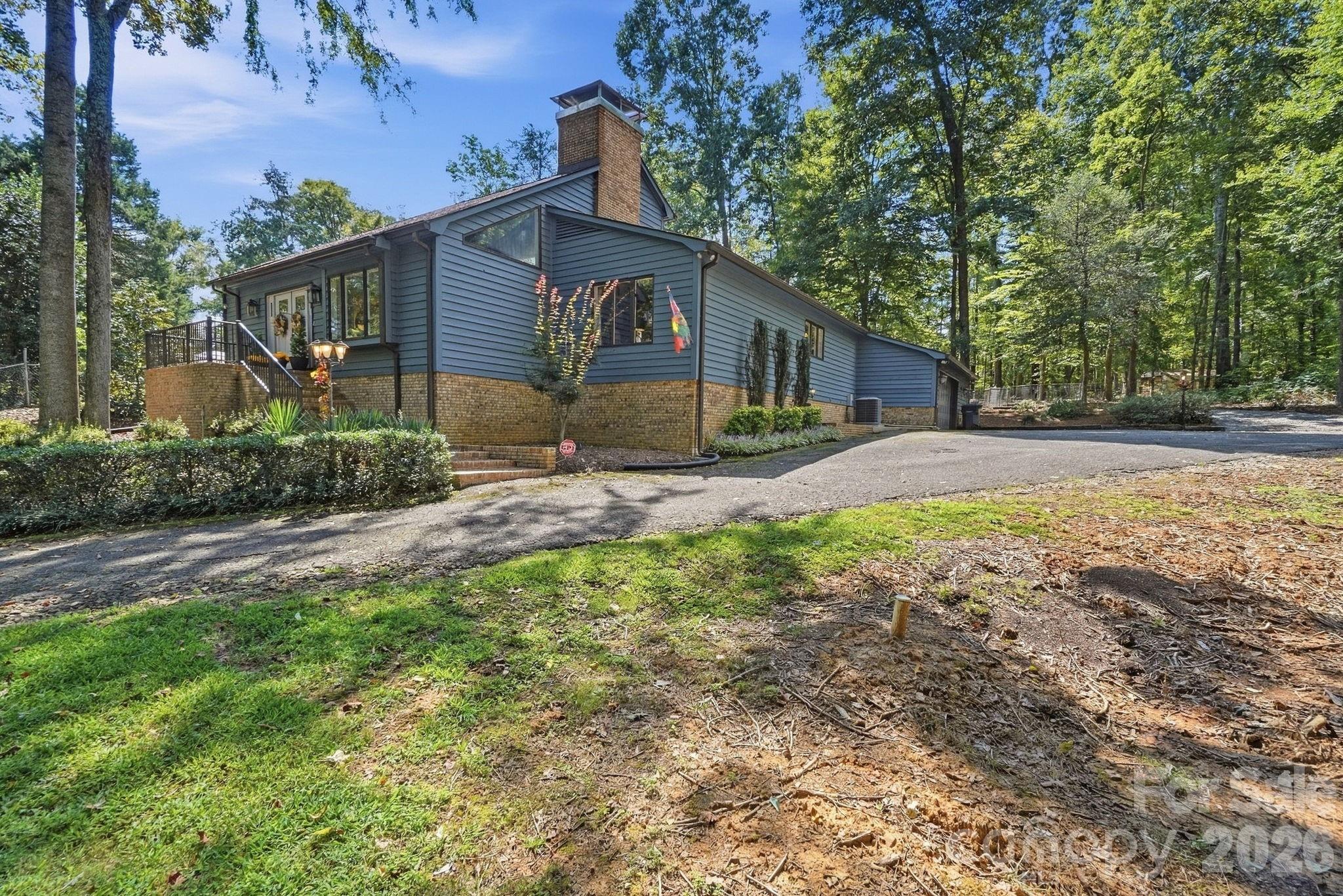 main property photo 38