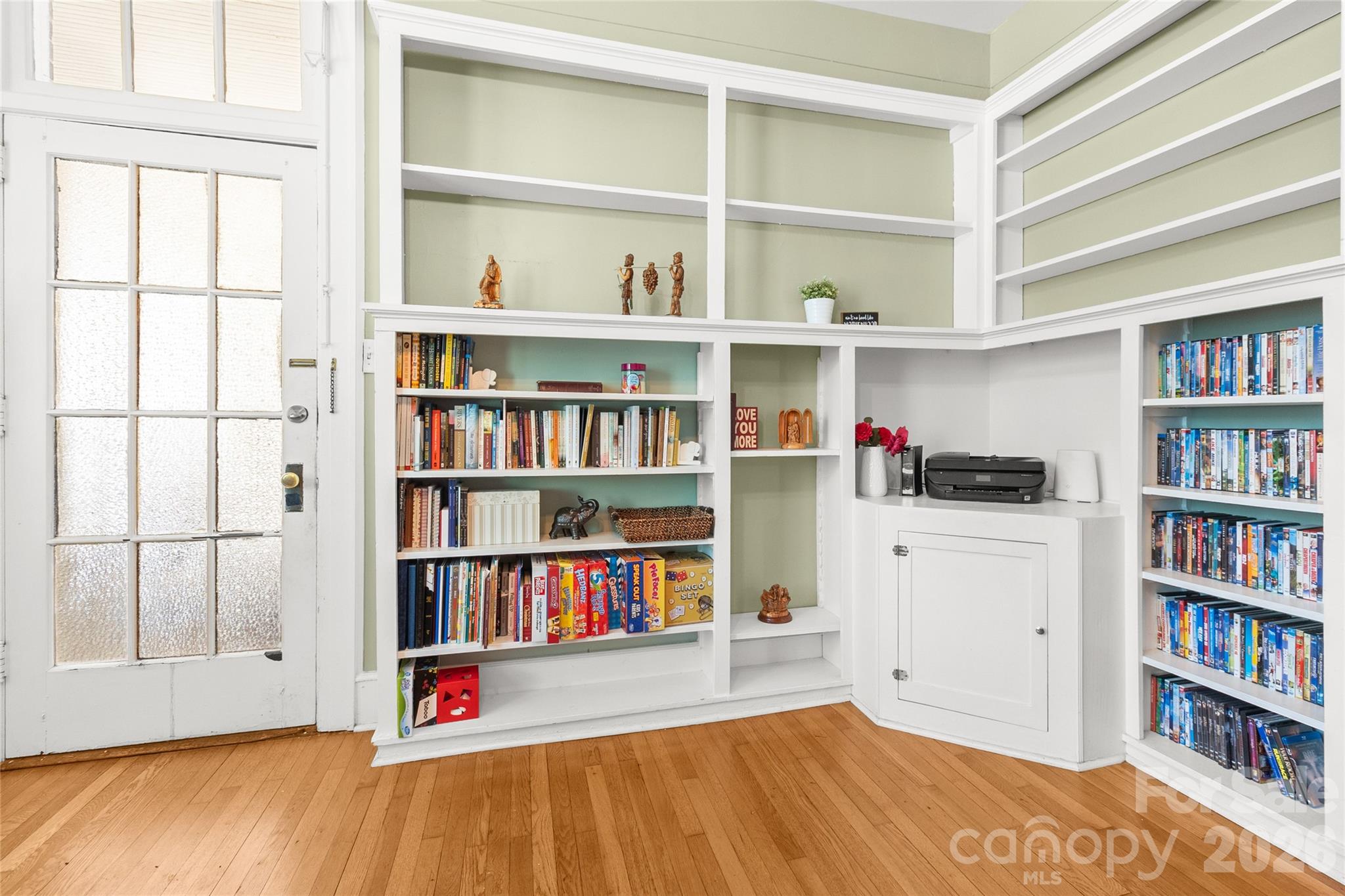 main property photo 17