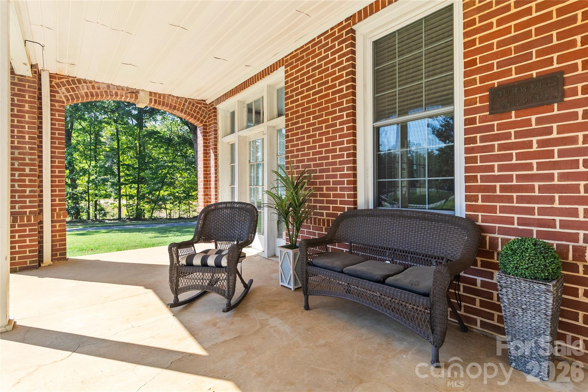 main property photo 36