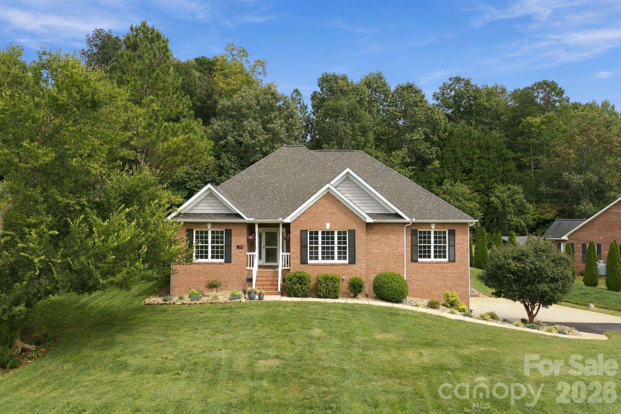 main property photo 4