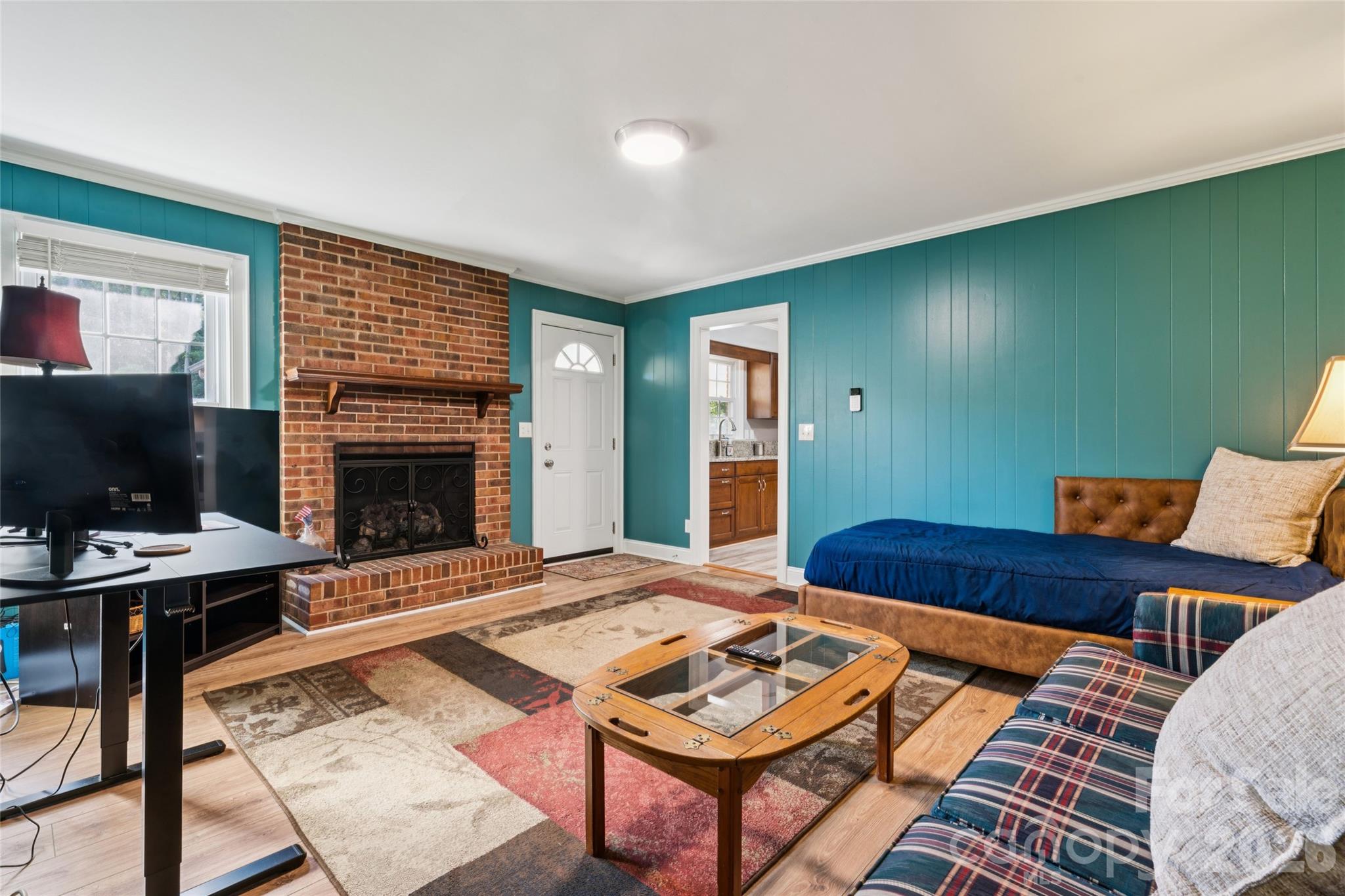 main property photo 20