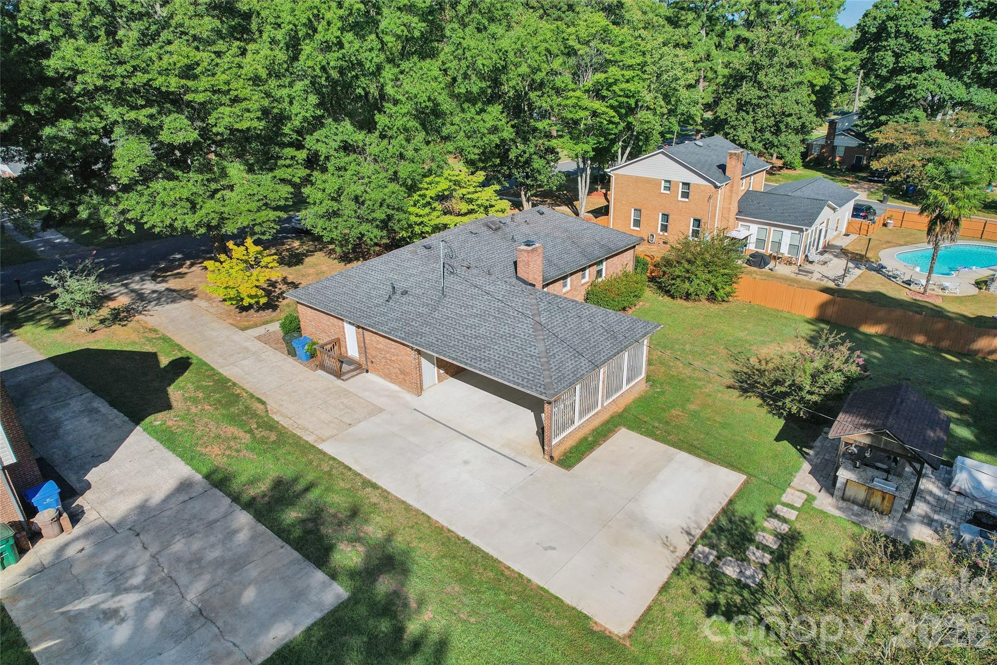 main property photo 44