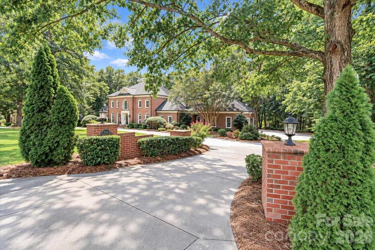 main property photo 40