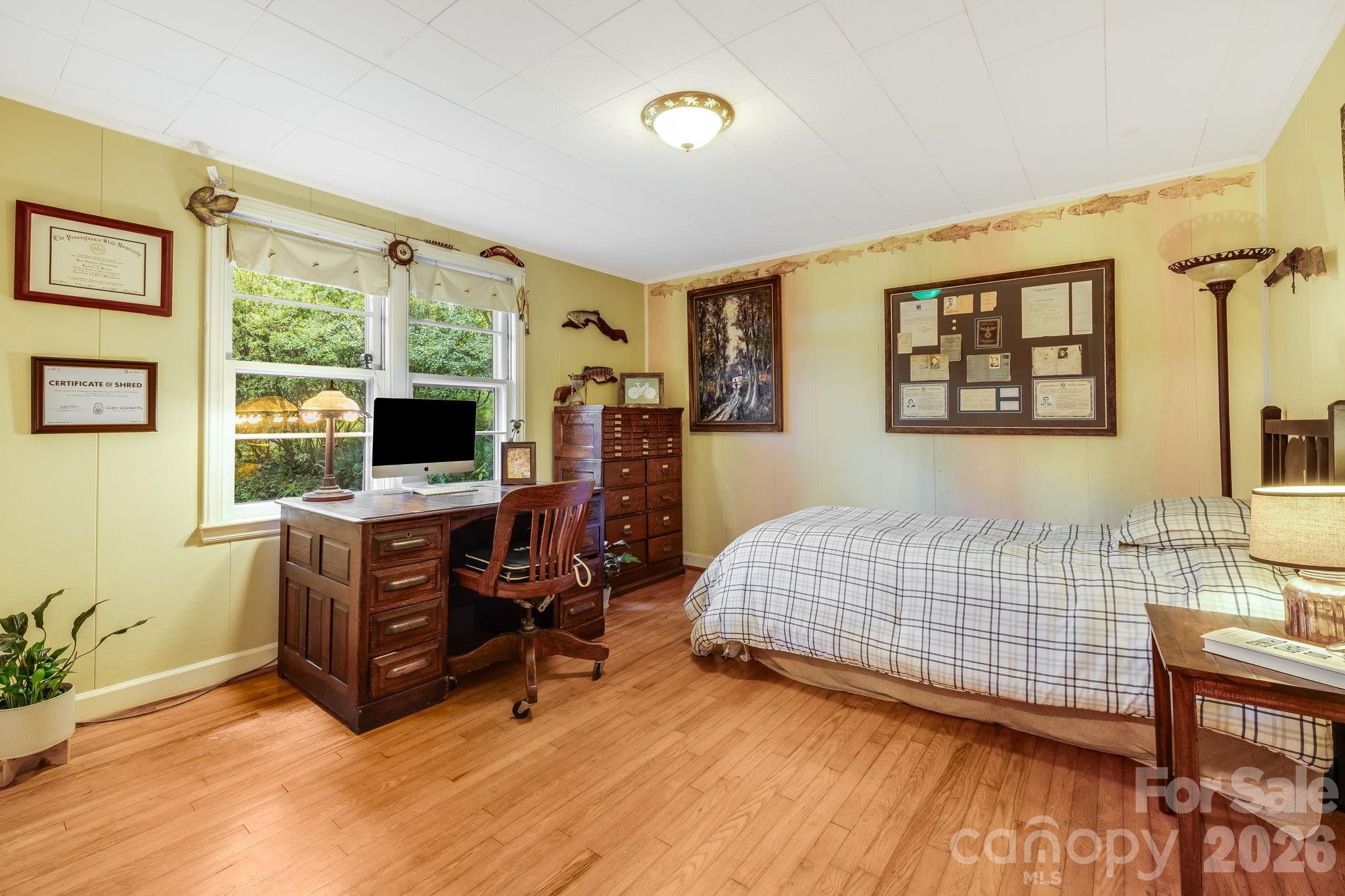 main property photo 25