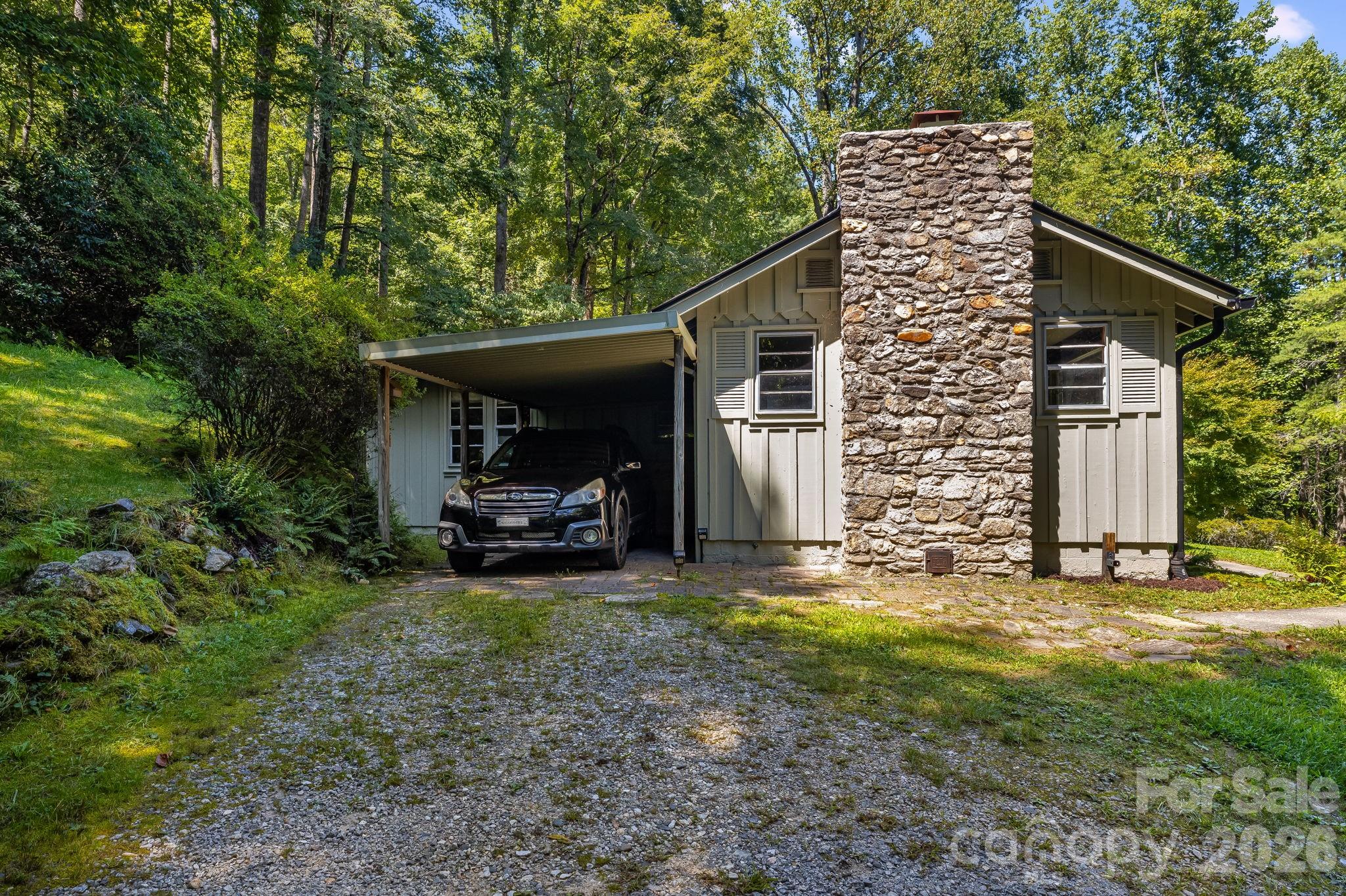 main property photo 33