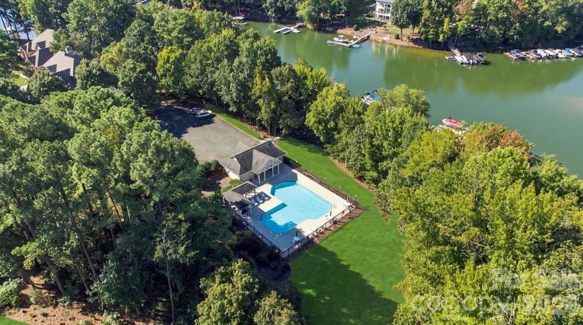 main property photo 45