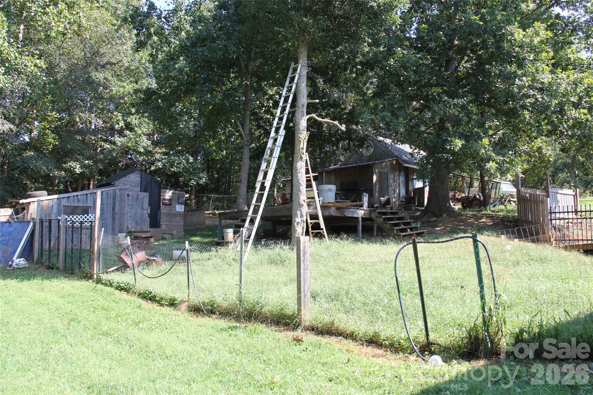 main property photo 15