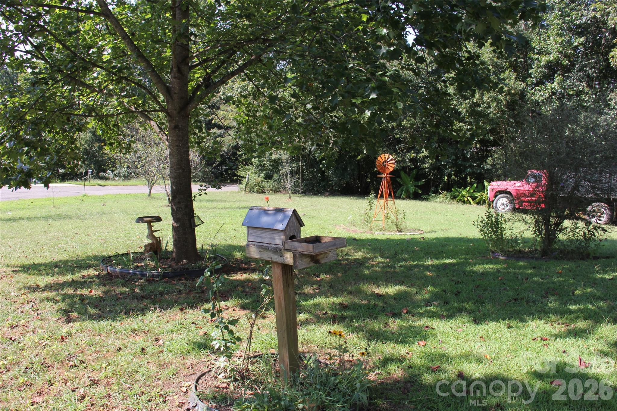 main property photo 5
