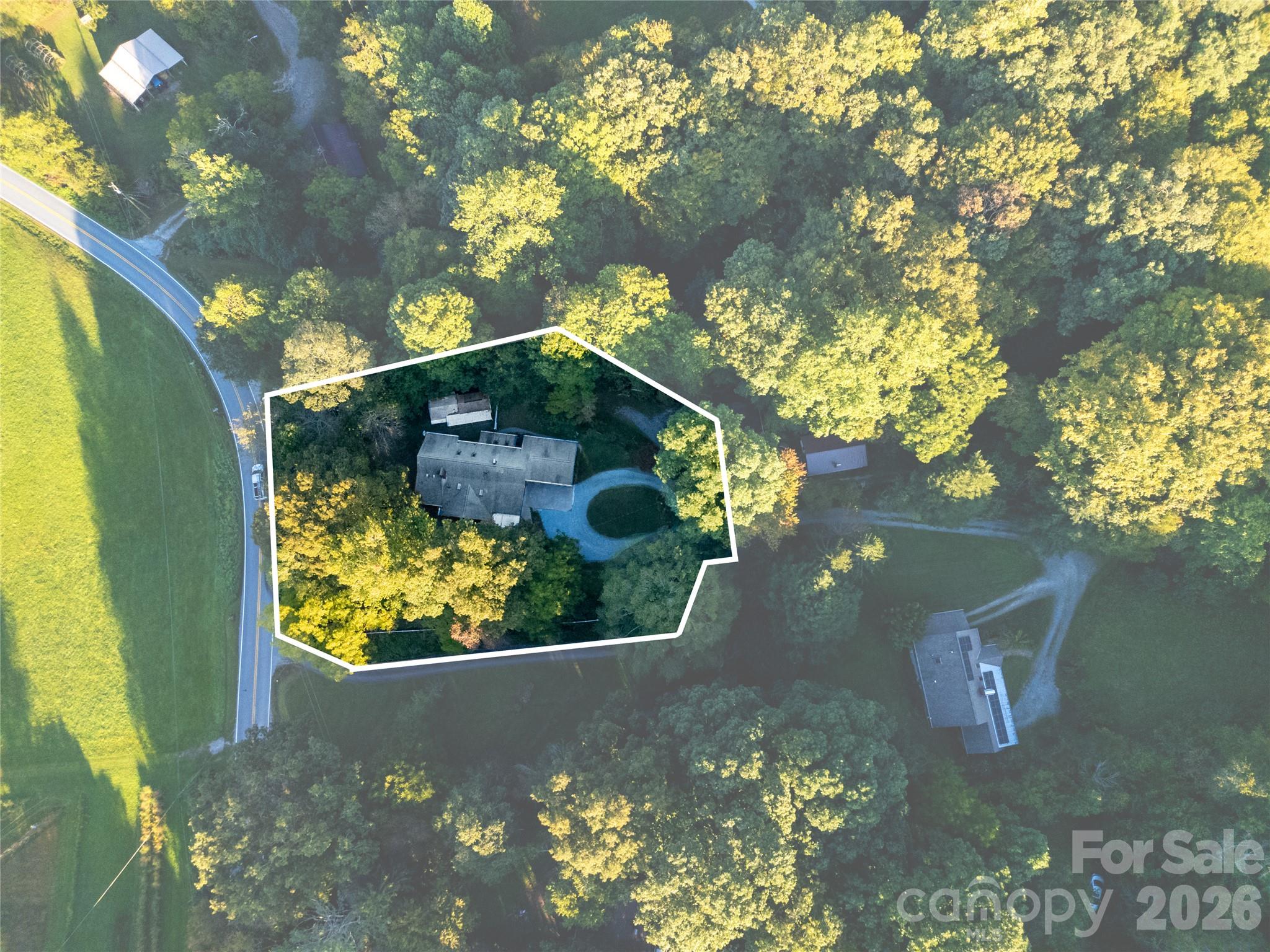 main property photo 4