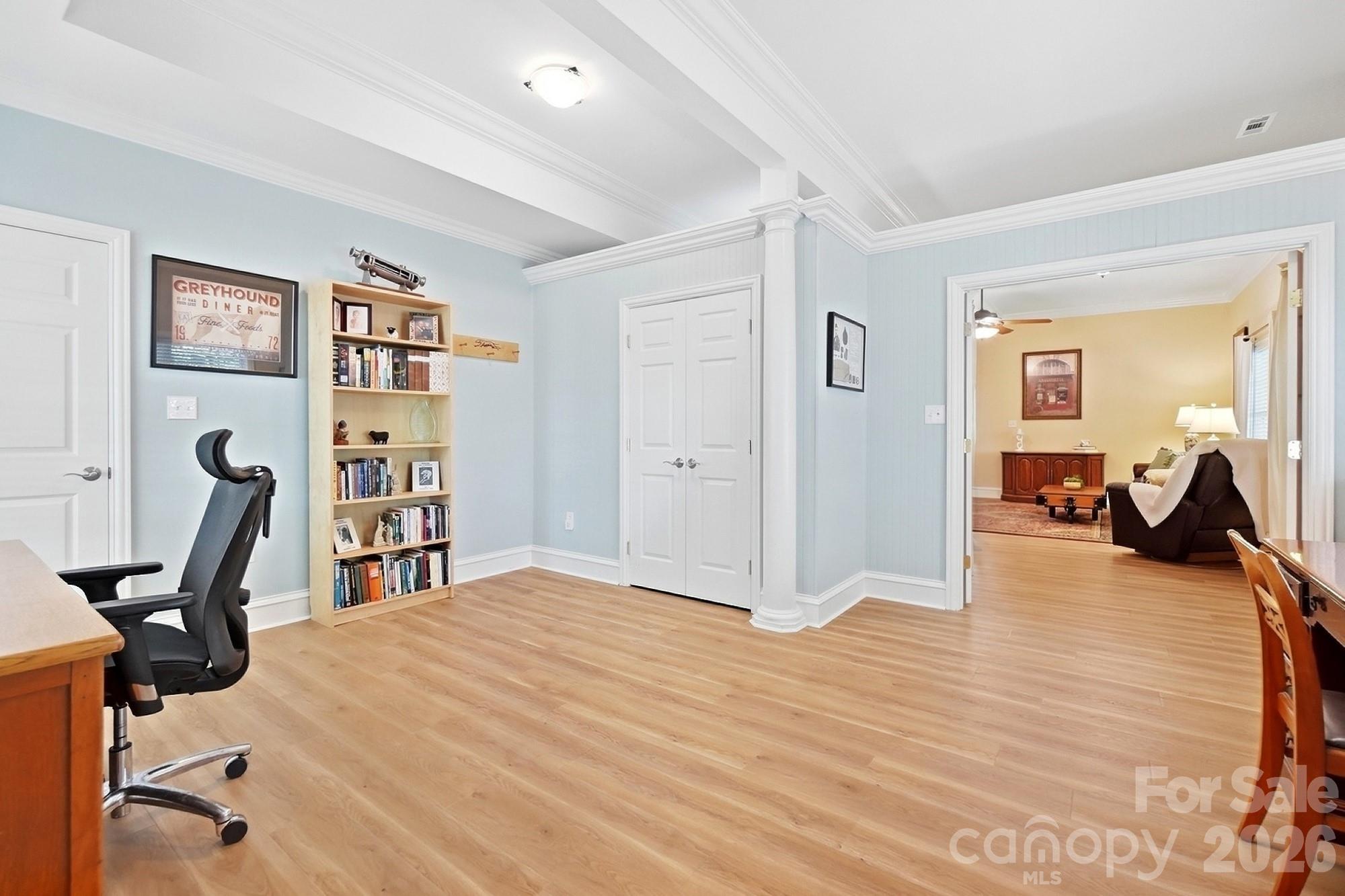 main property photo 23