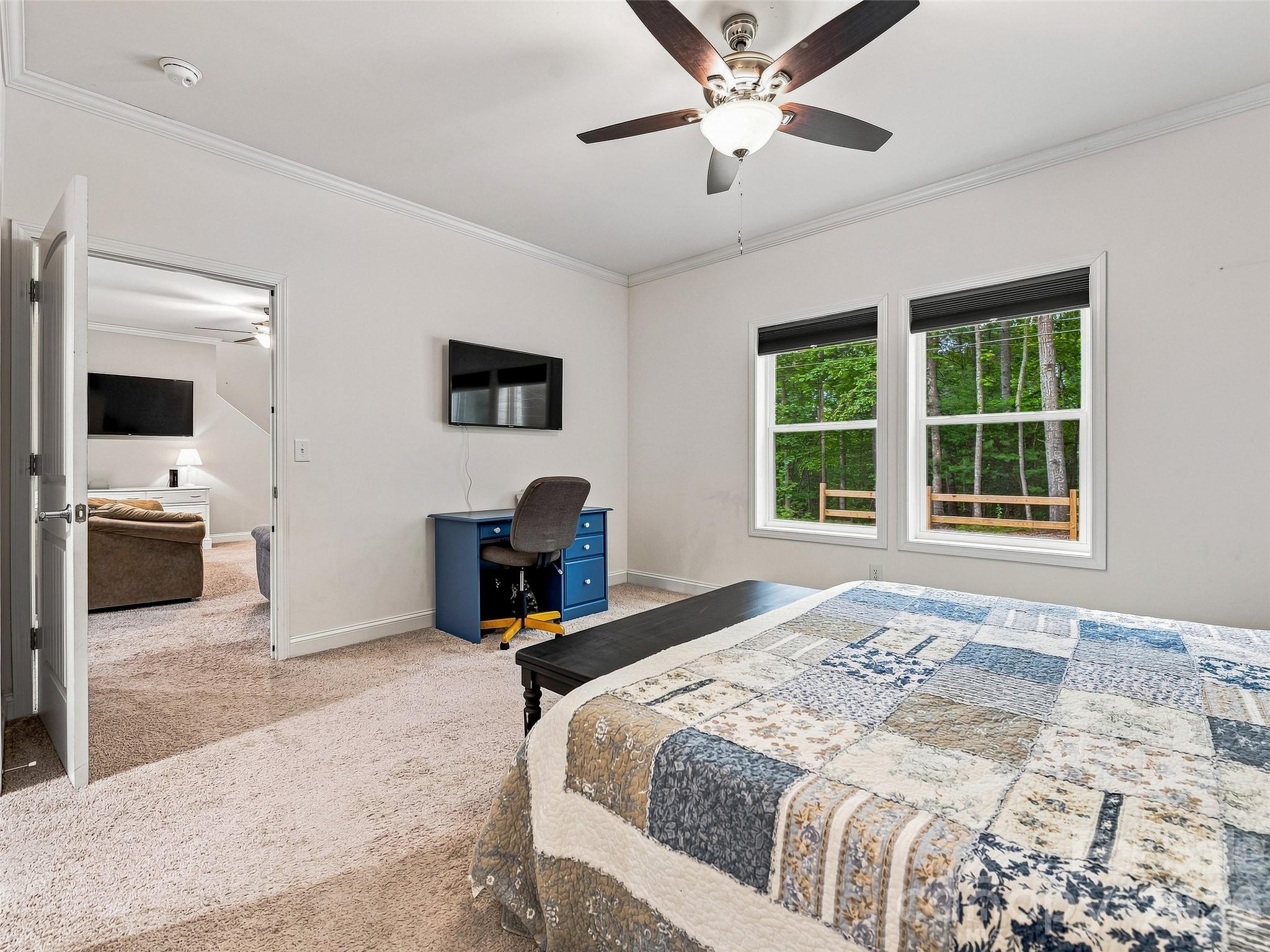 main property photo 19