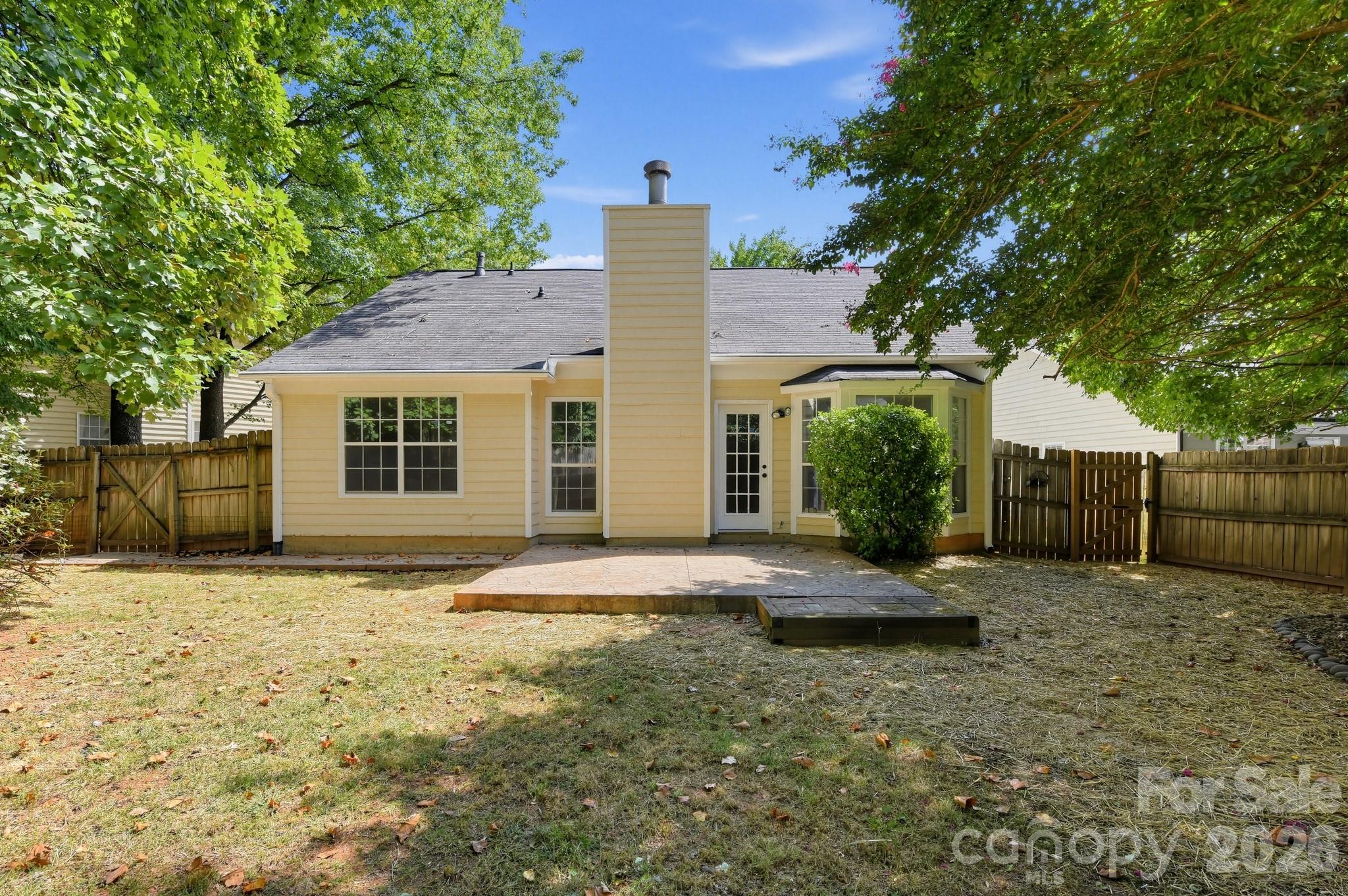 main property photo 16