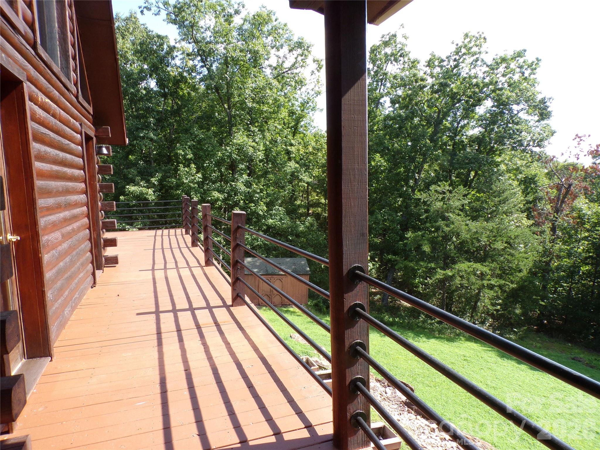 main property photo 8
