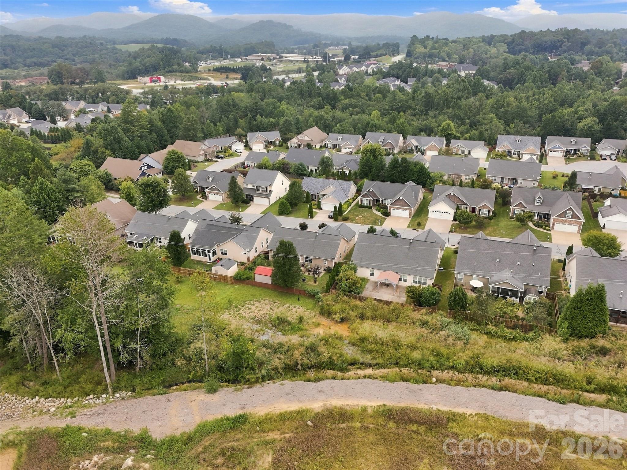 main property photo 10