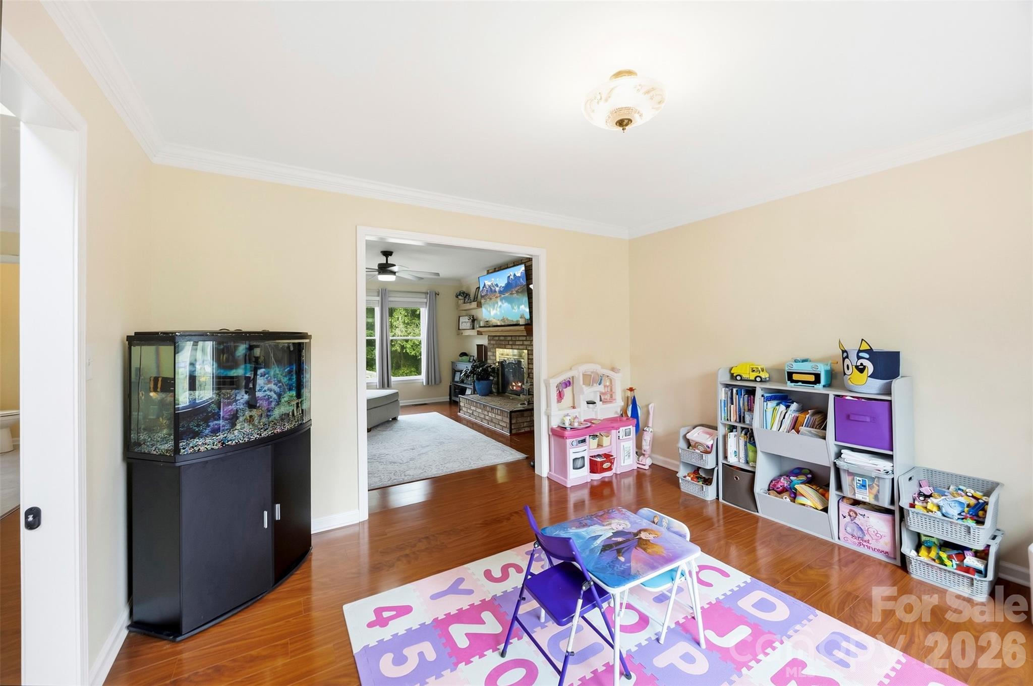 main property photo 16