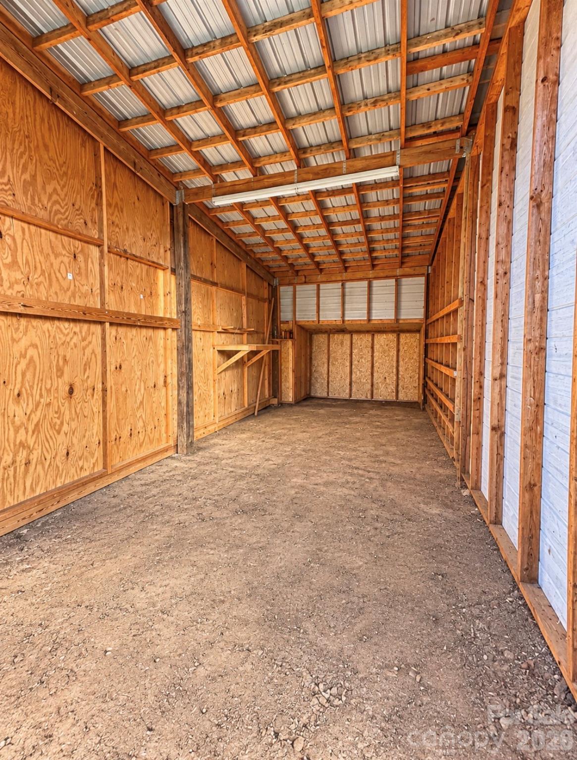 main property photo 20