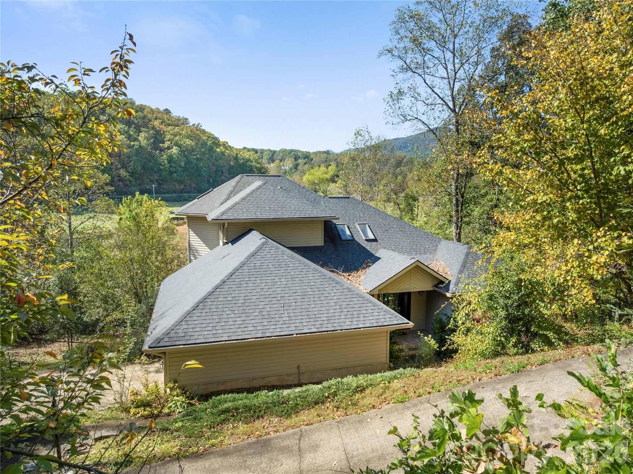 main property photo 42
