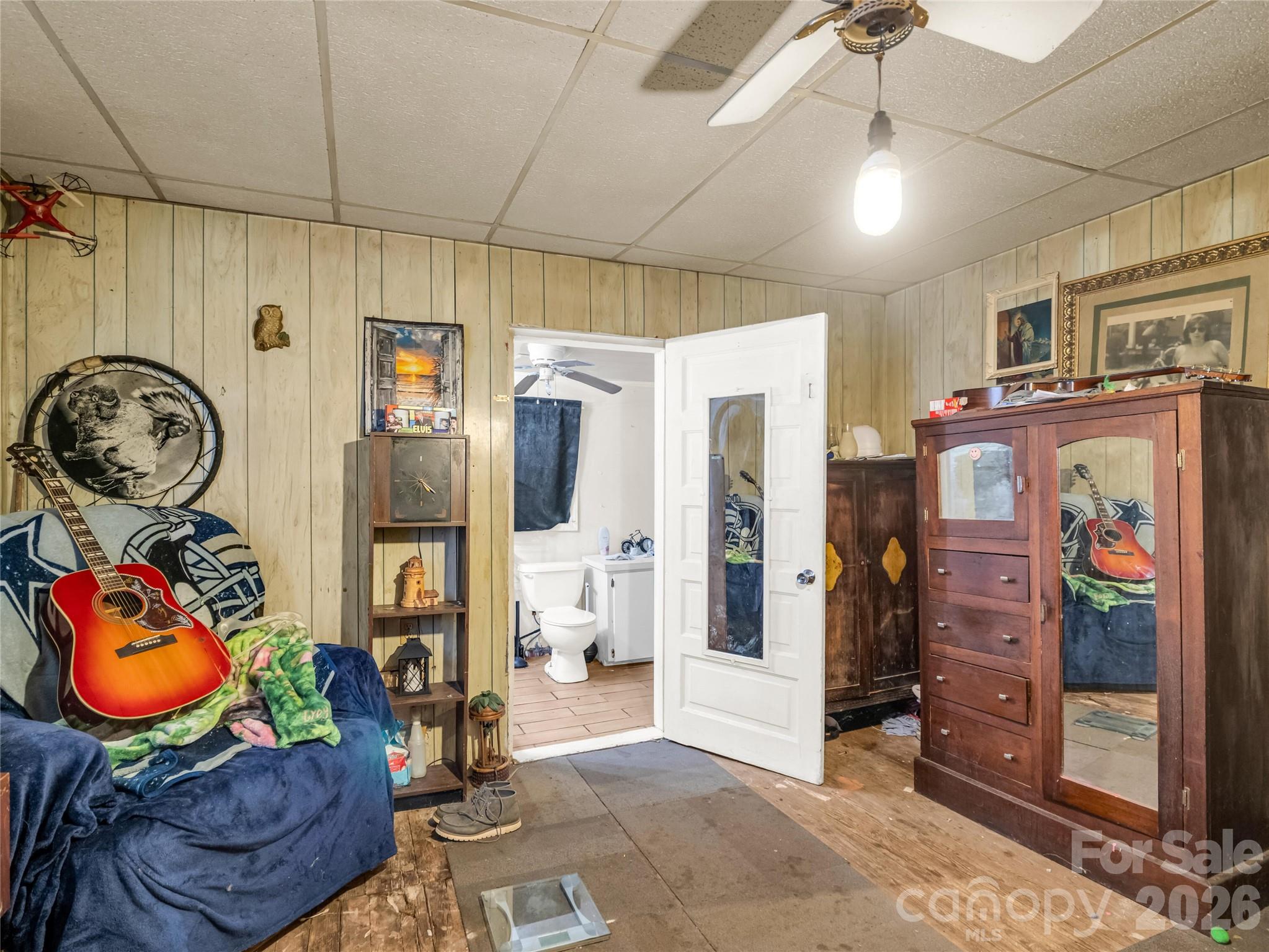 main property photo 17
