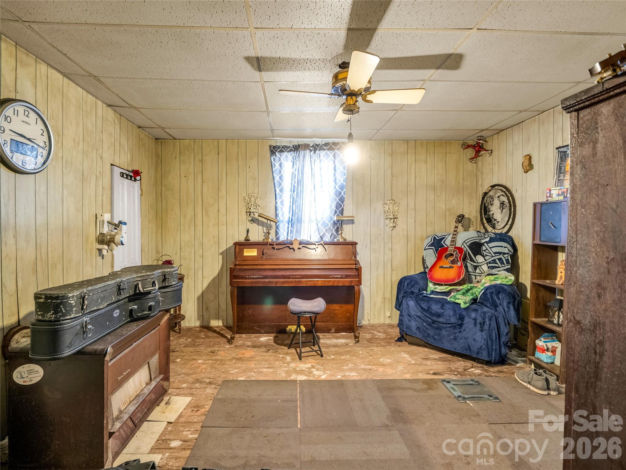 main property photo 18