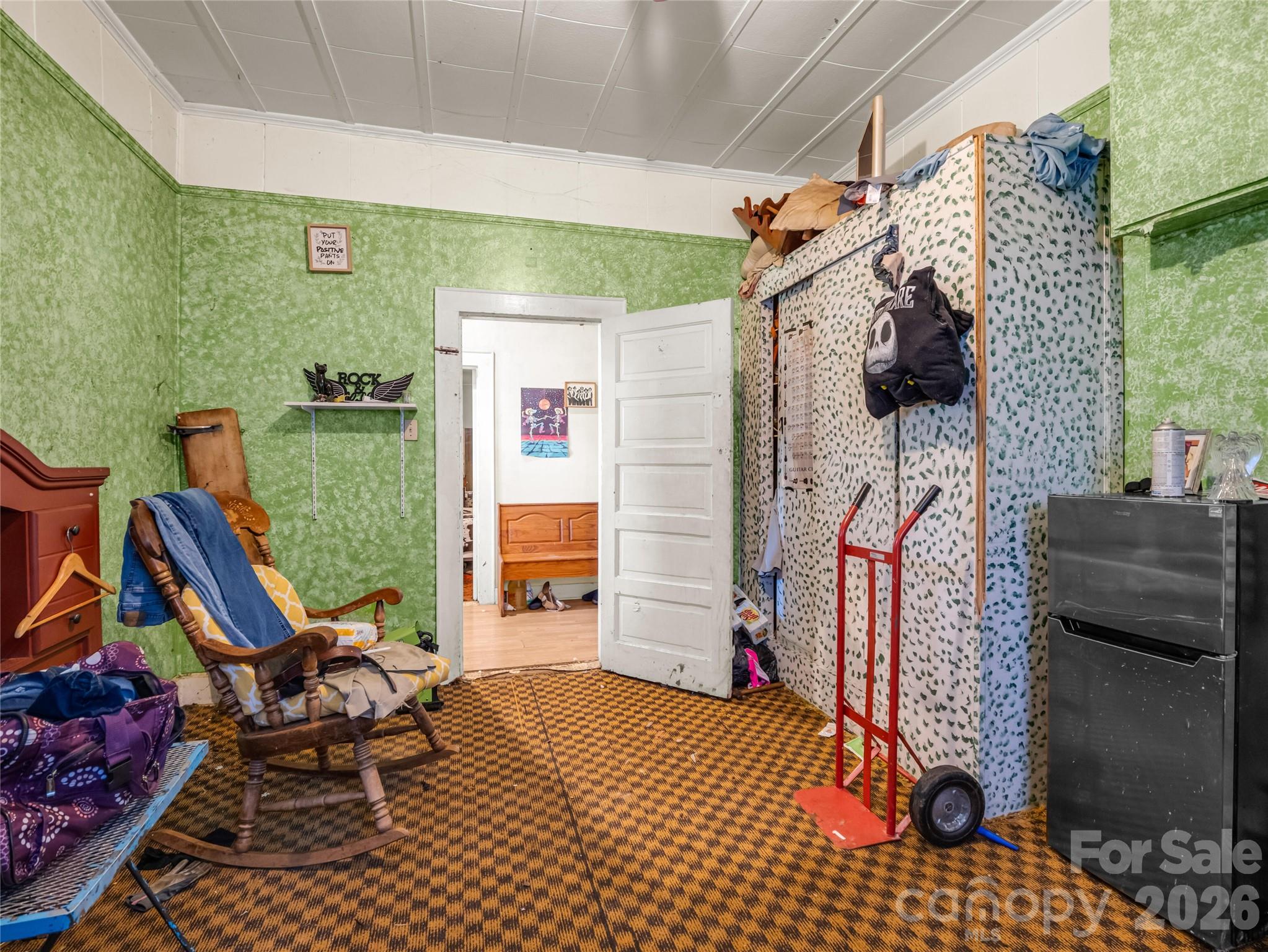 main property photo 19