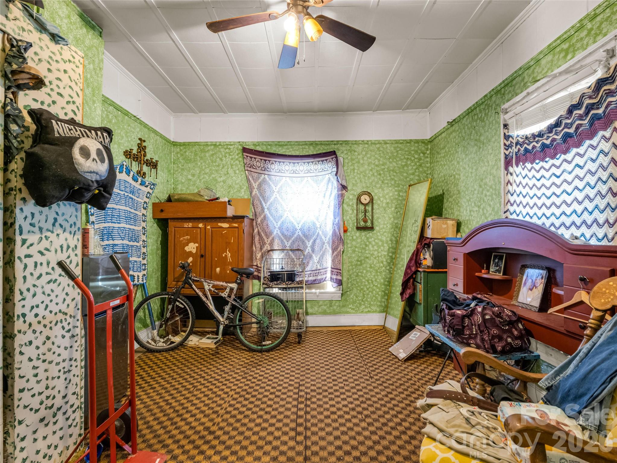 main property photo 20