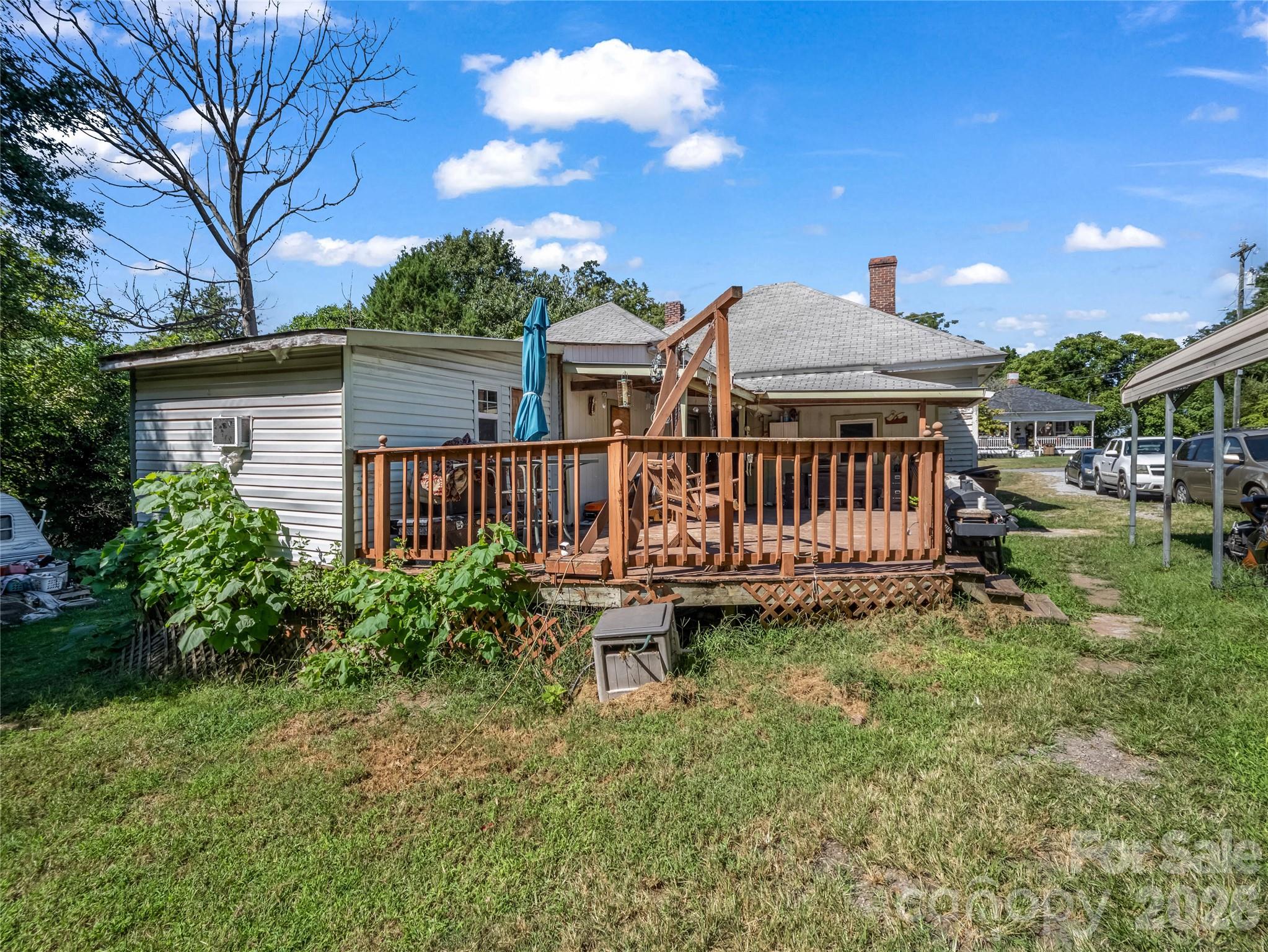 main property photo 4