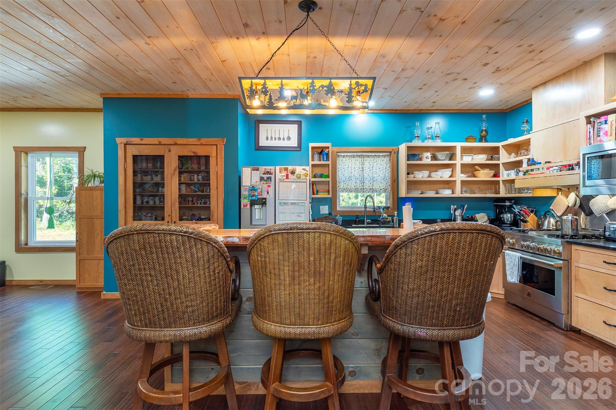 main property photo 17