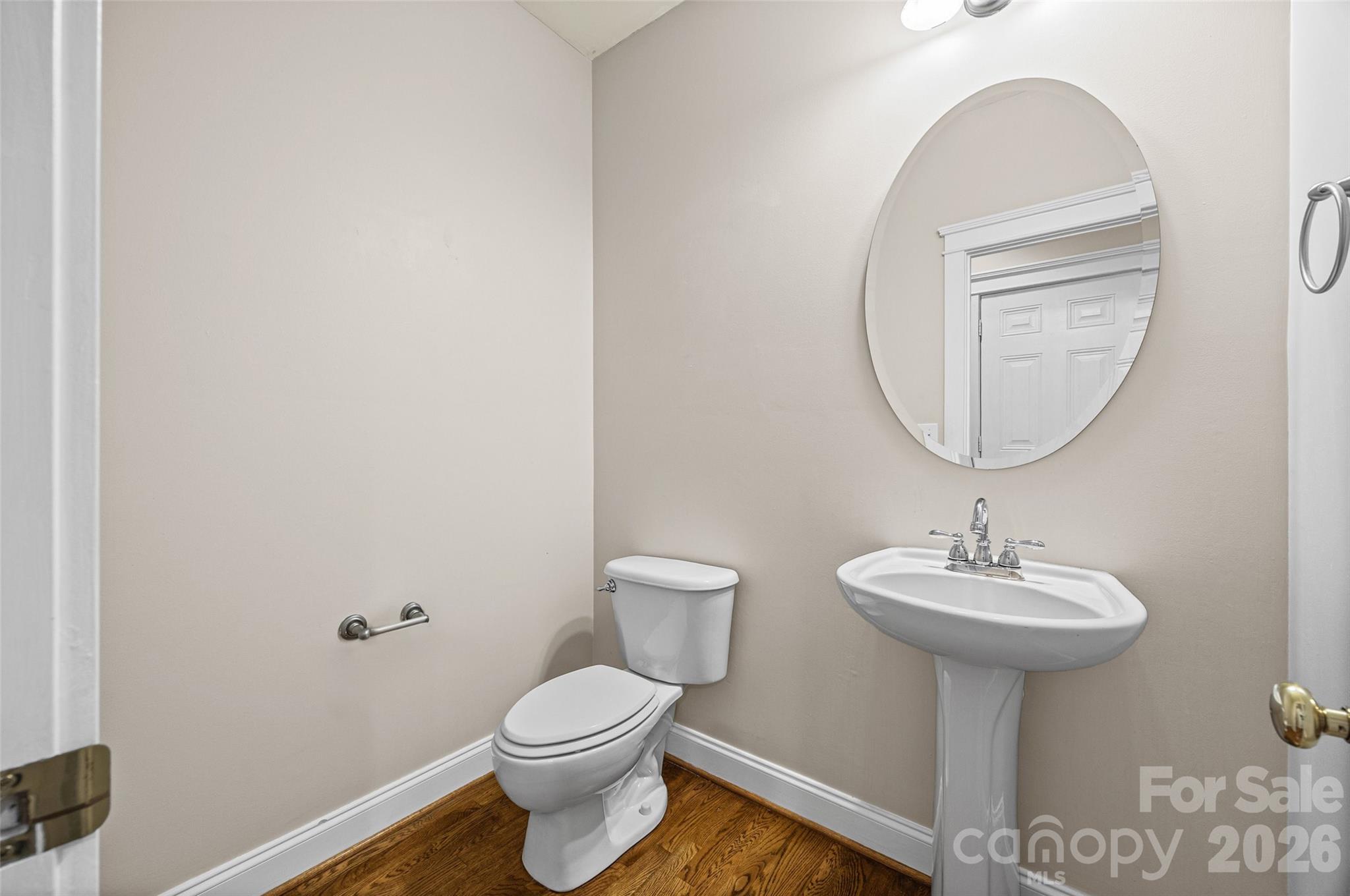 main property photo 22