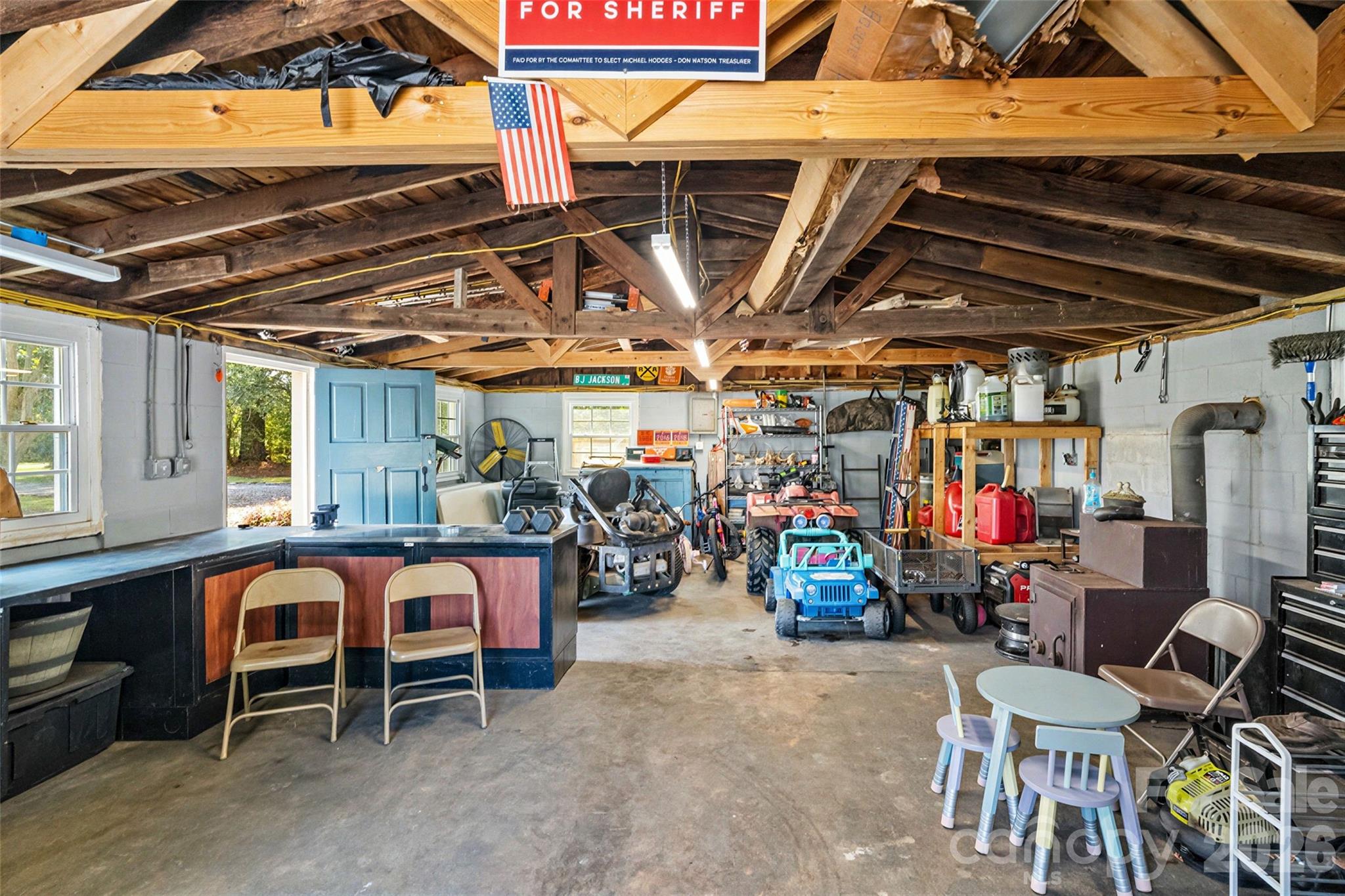 main property photo 41