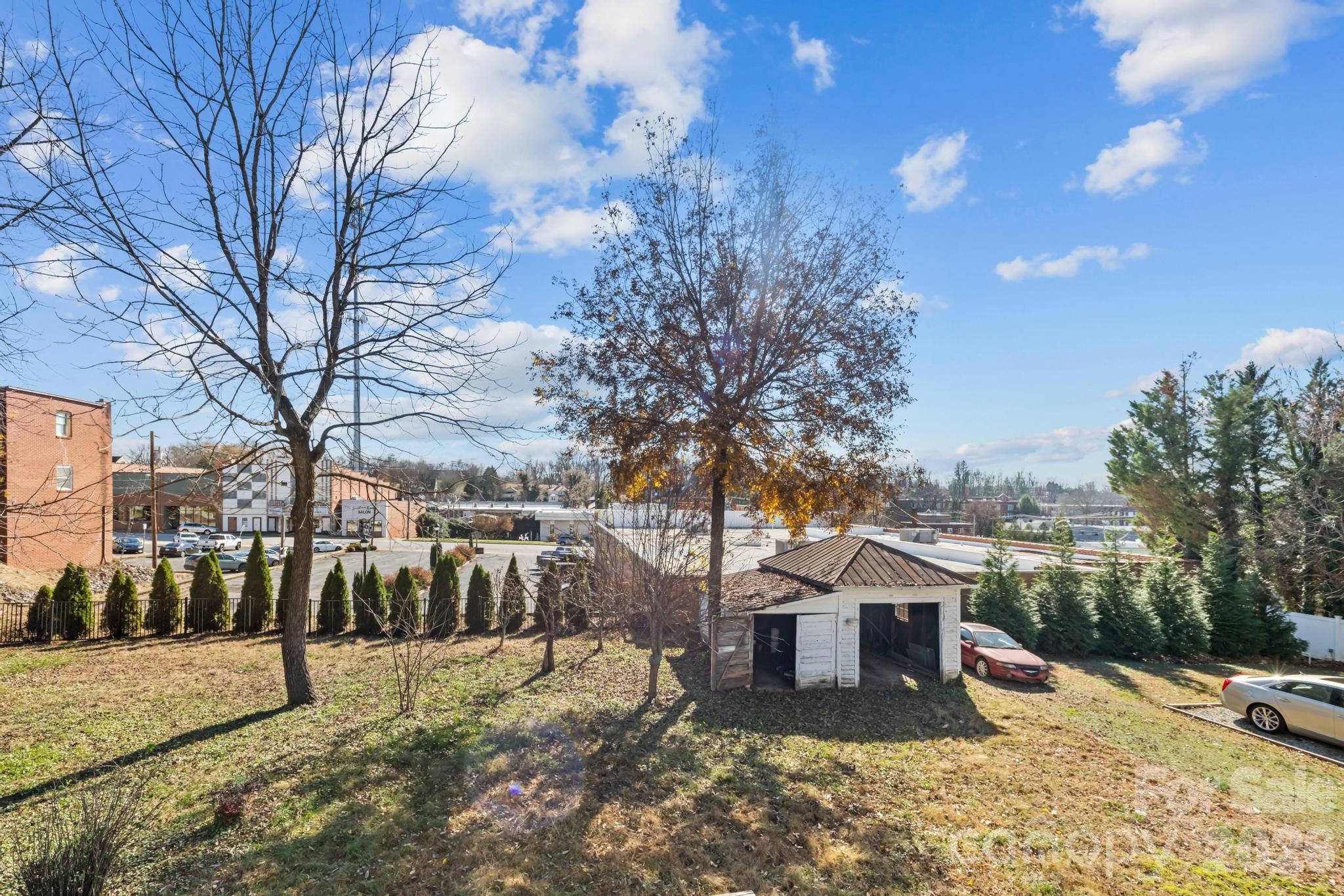main property photo 35