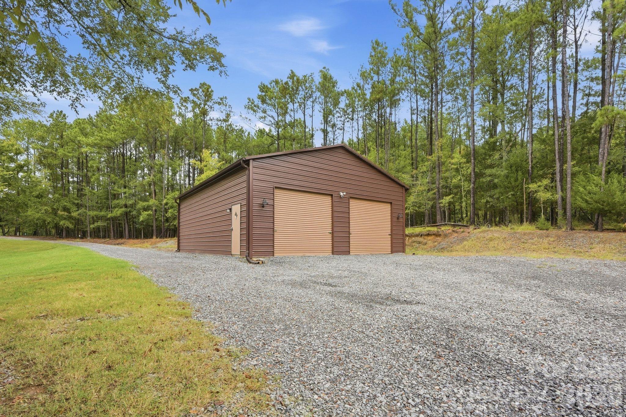 main property photo 43