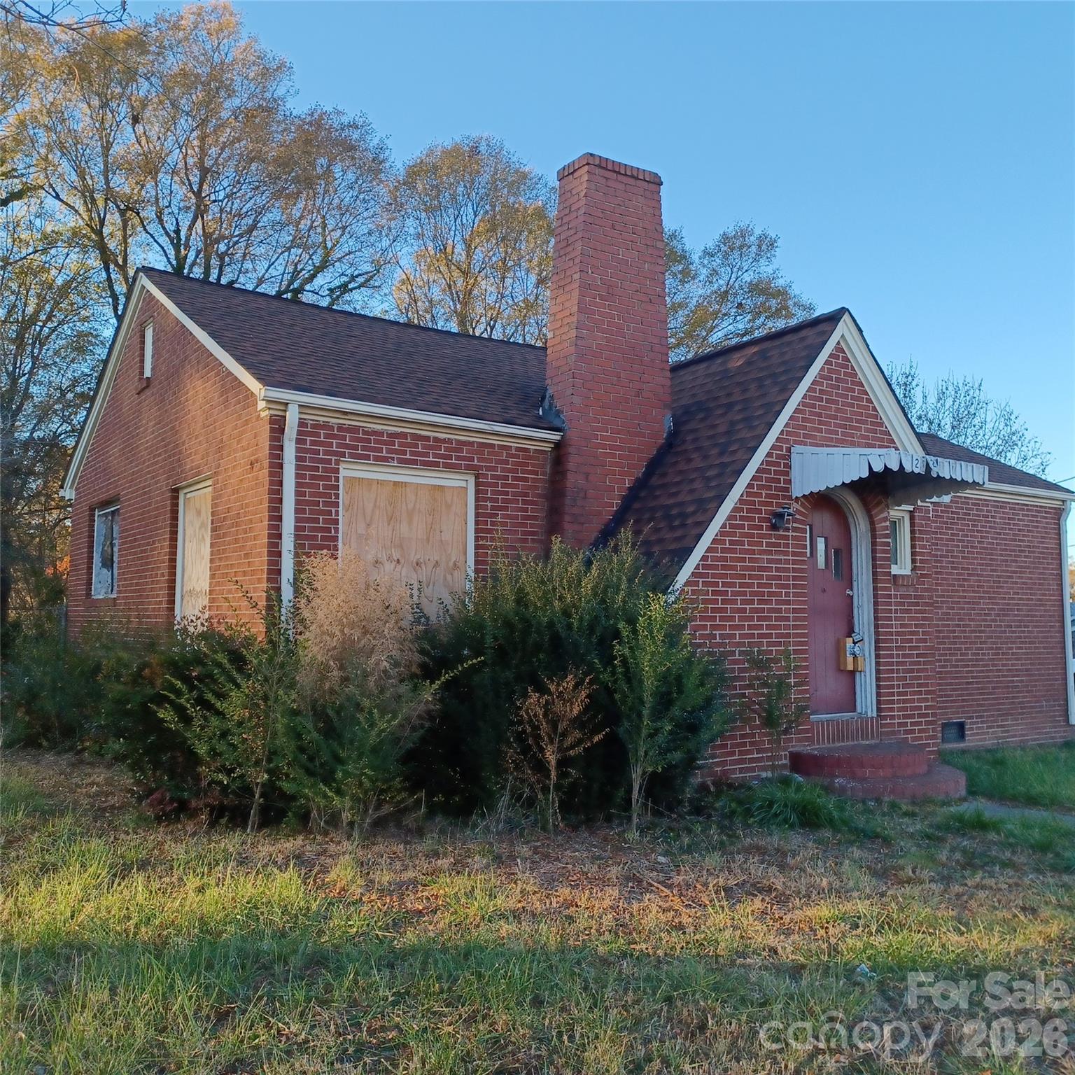 main property photo 4