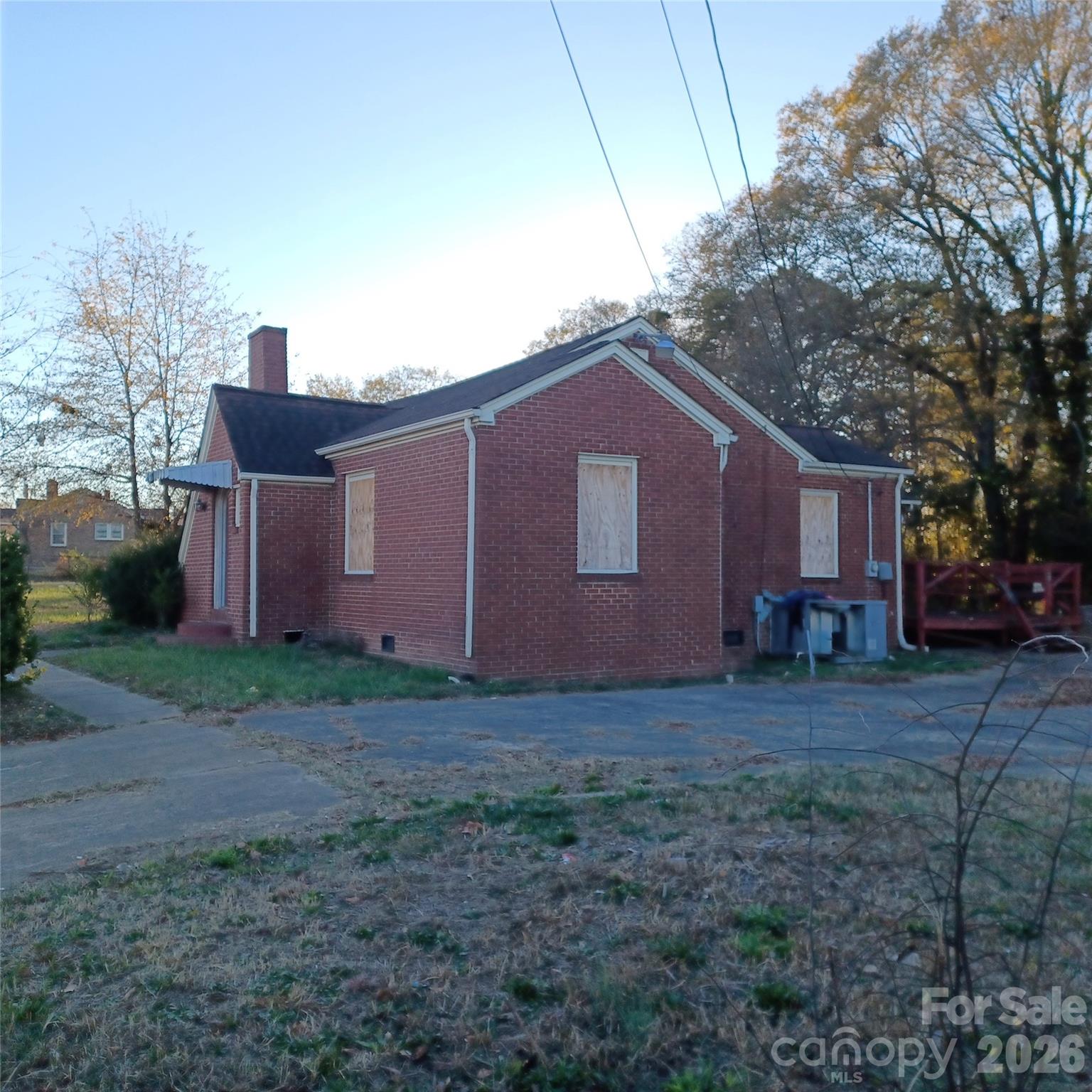 main property photo 7