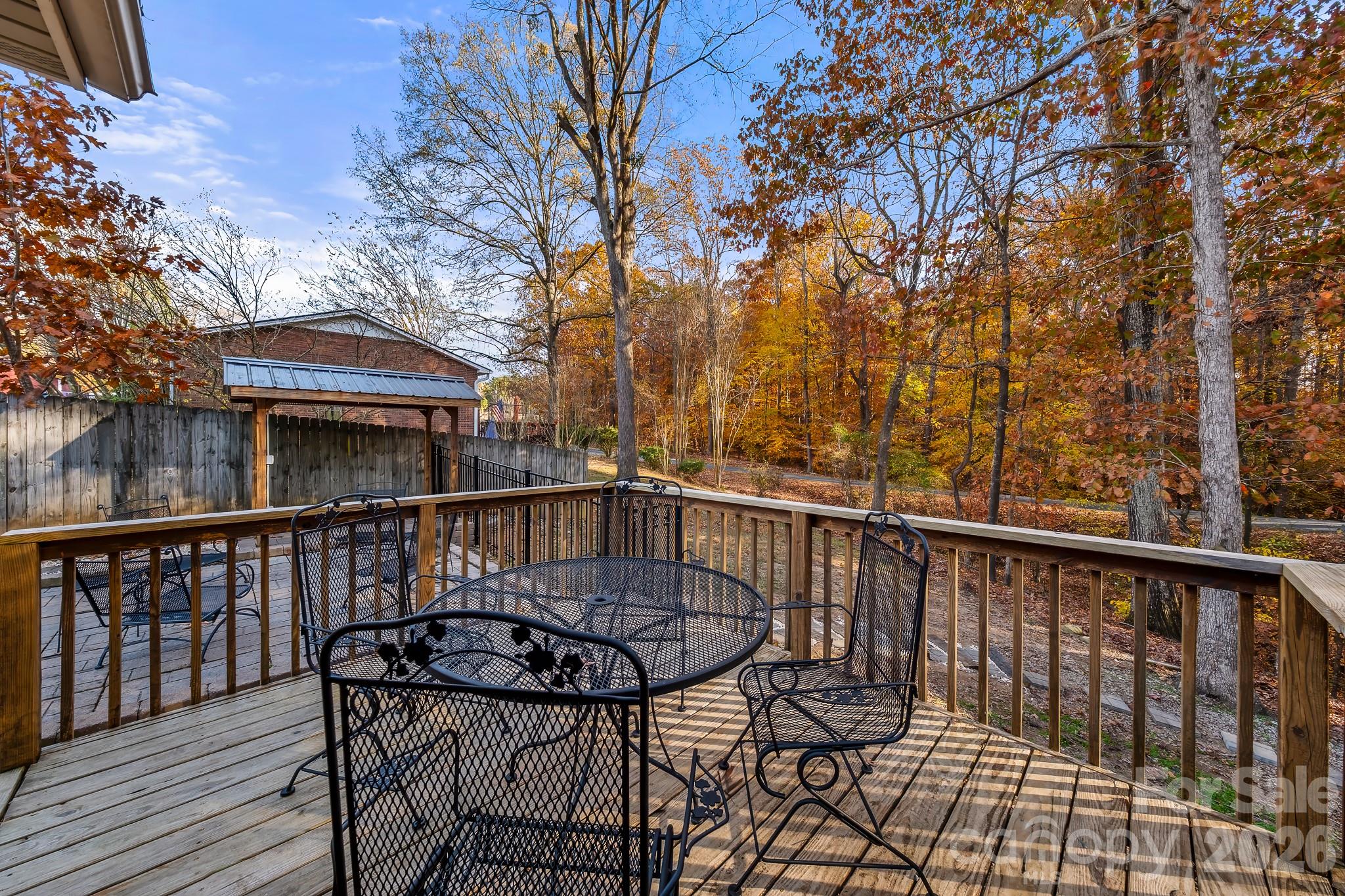 main property photo 23