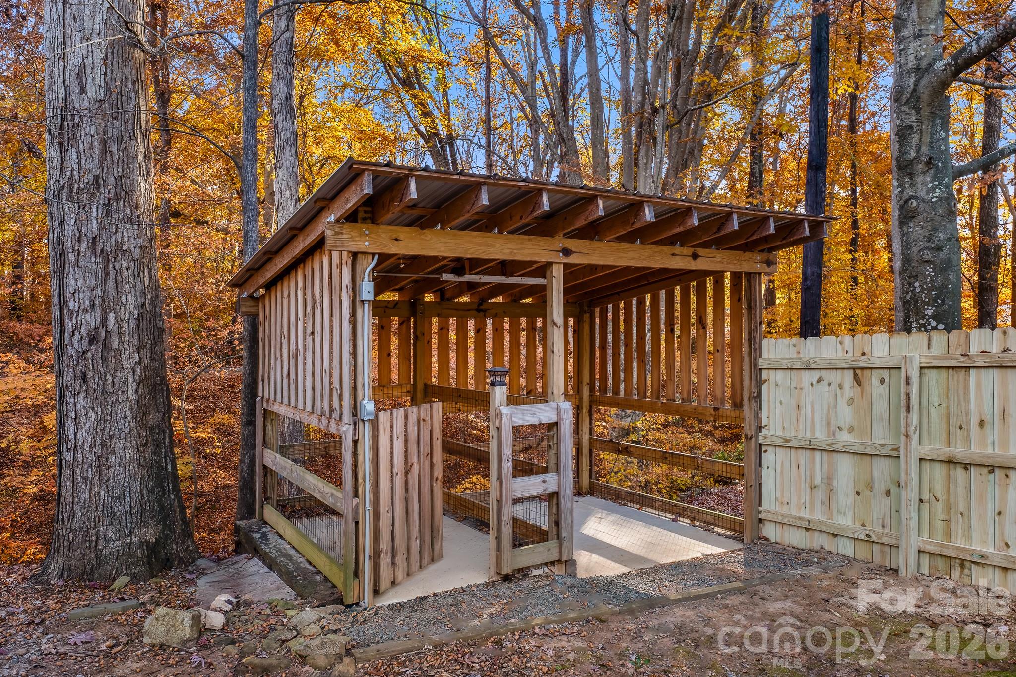 main property photo 26