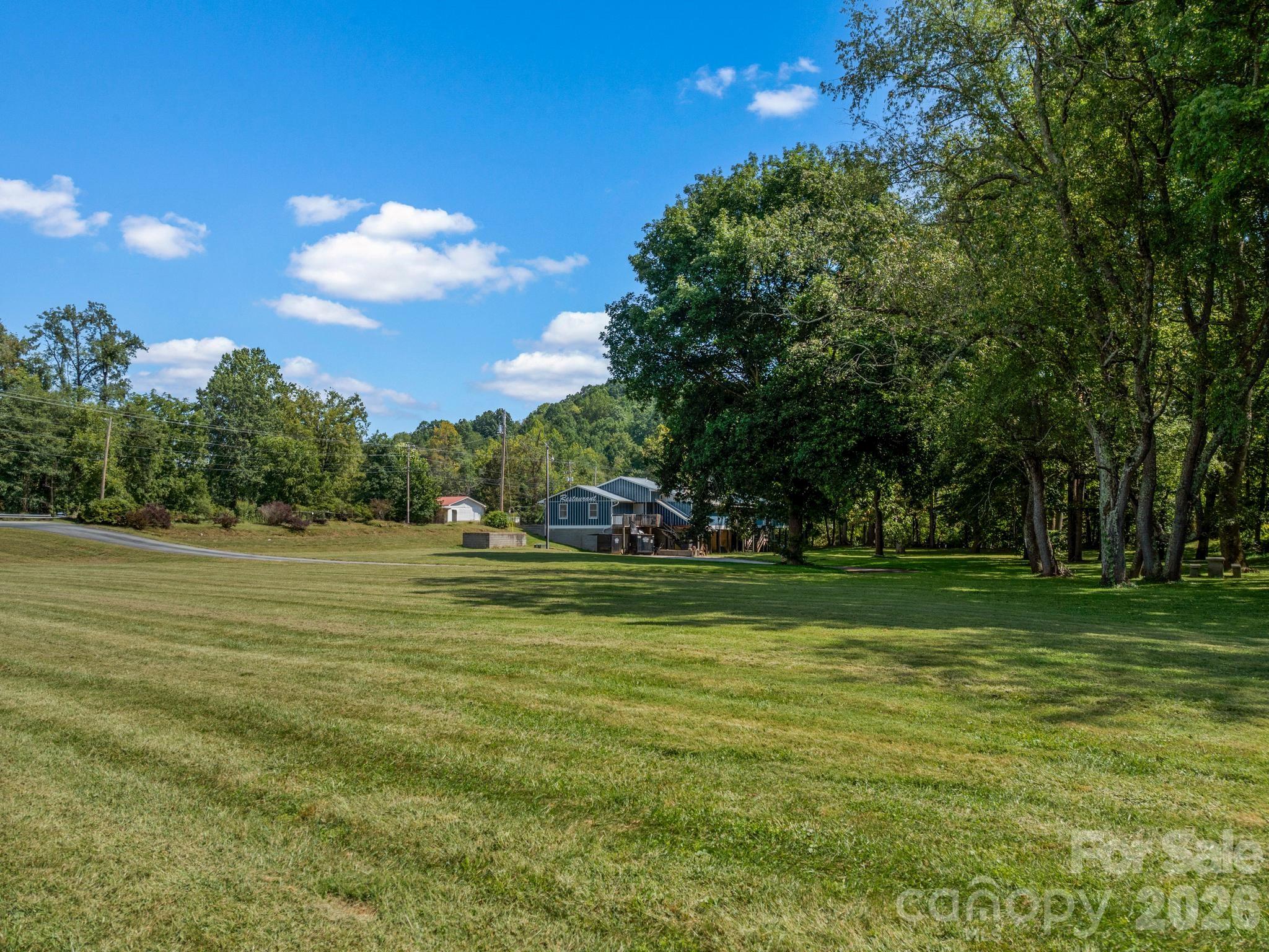 main property photo 17