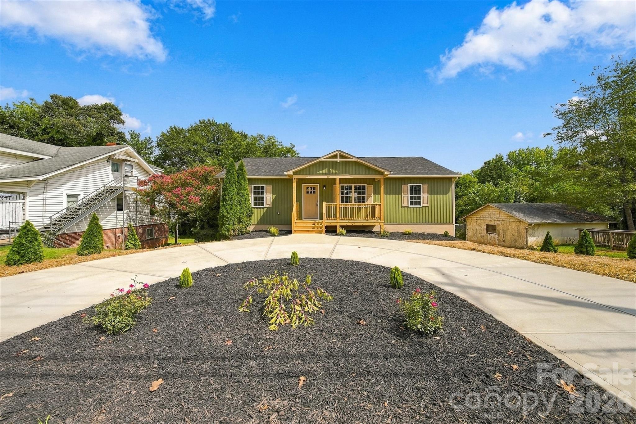 main property photo 41