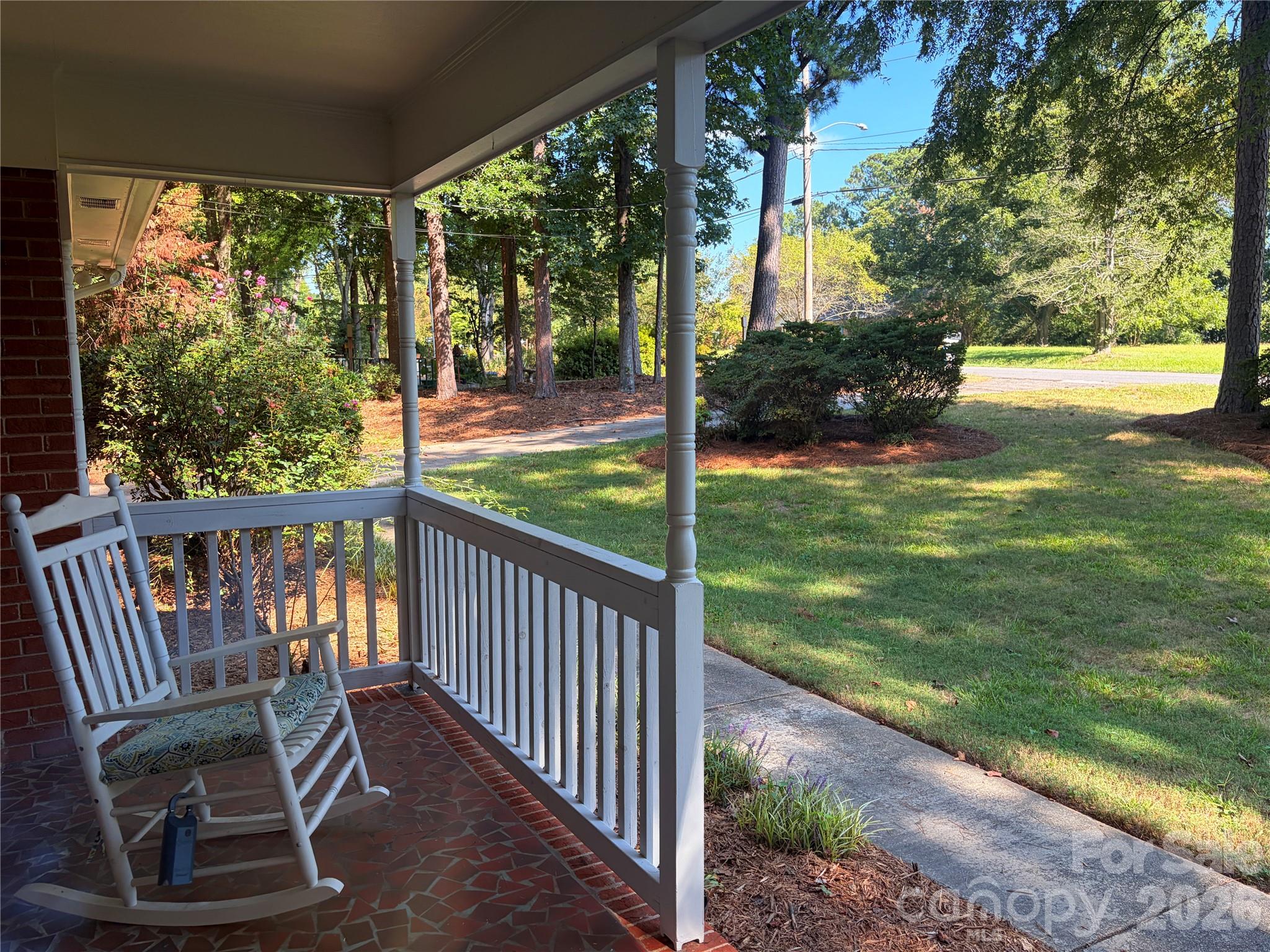 main property photo 36