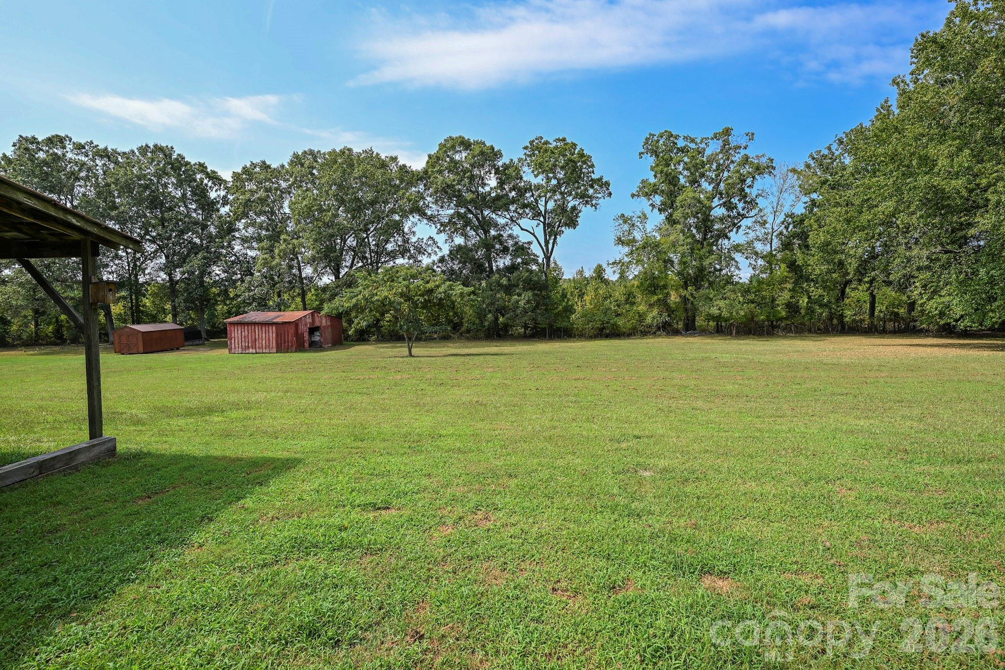 main property photo 30
