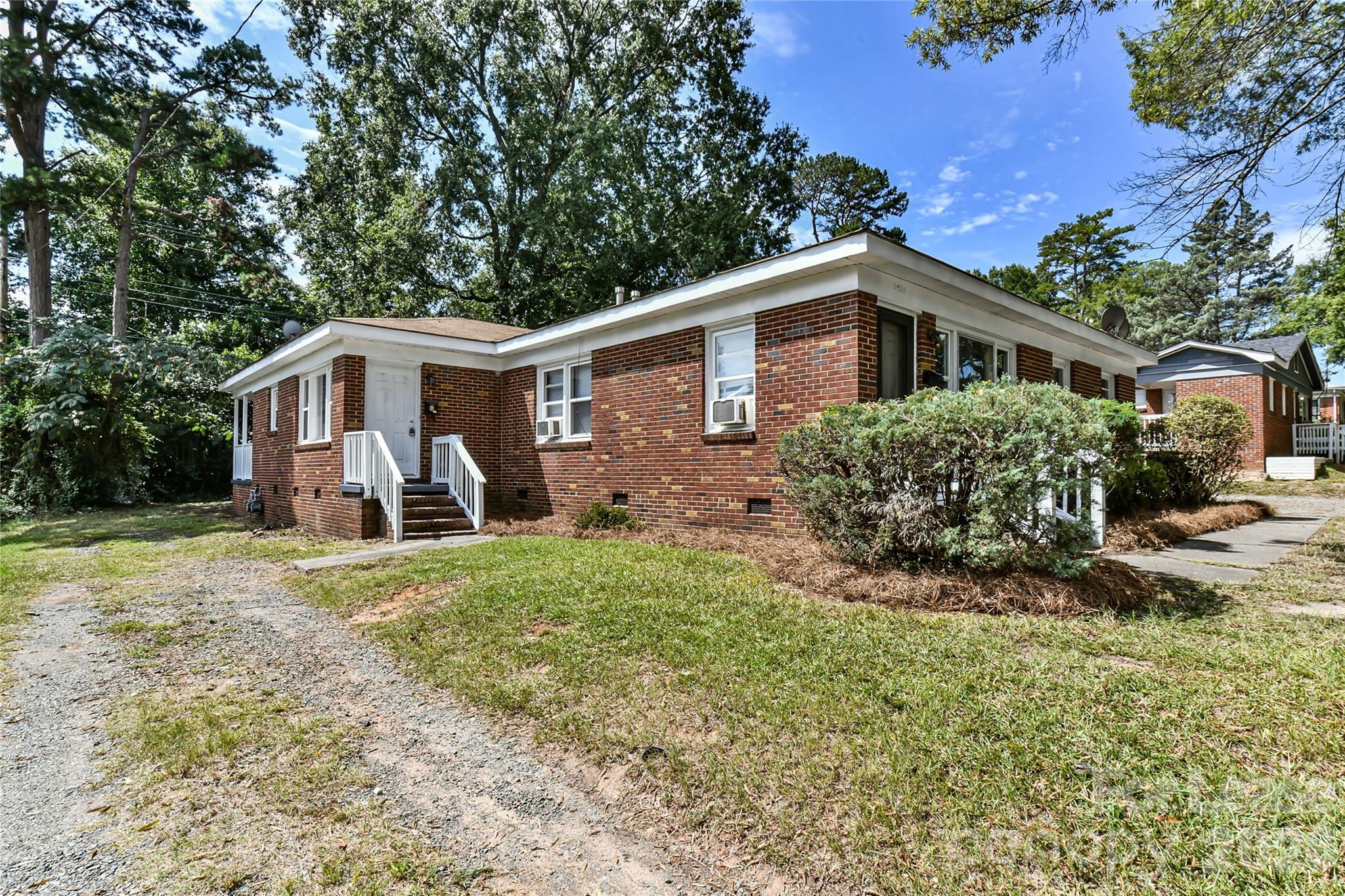 main property photo 0