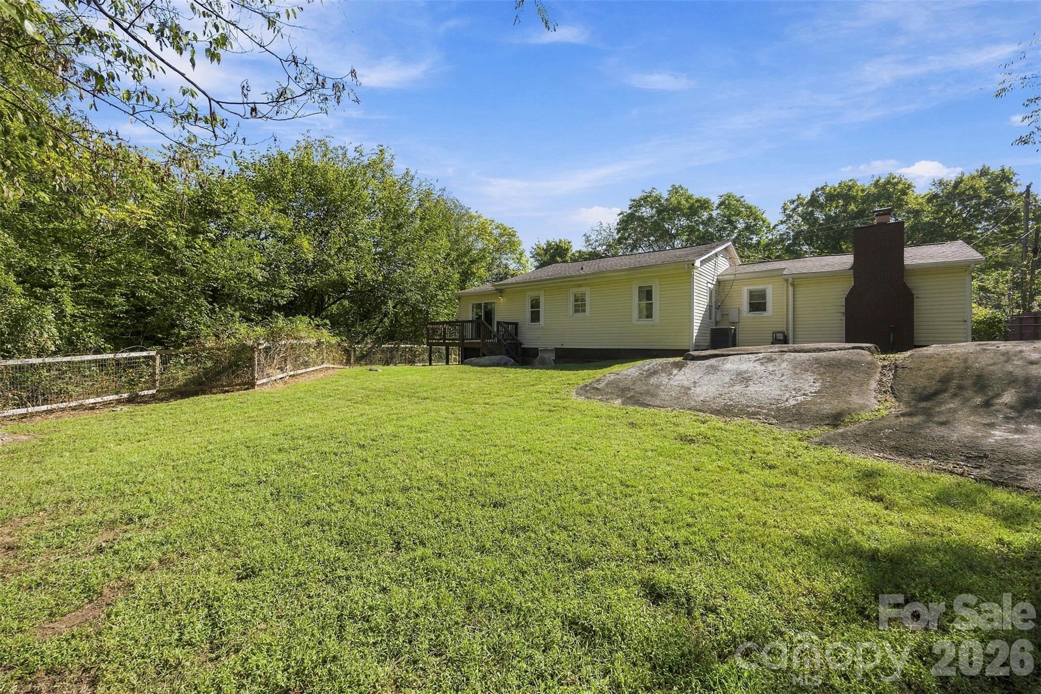 main property photo 30