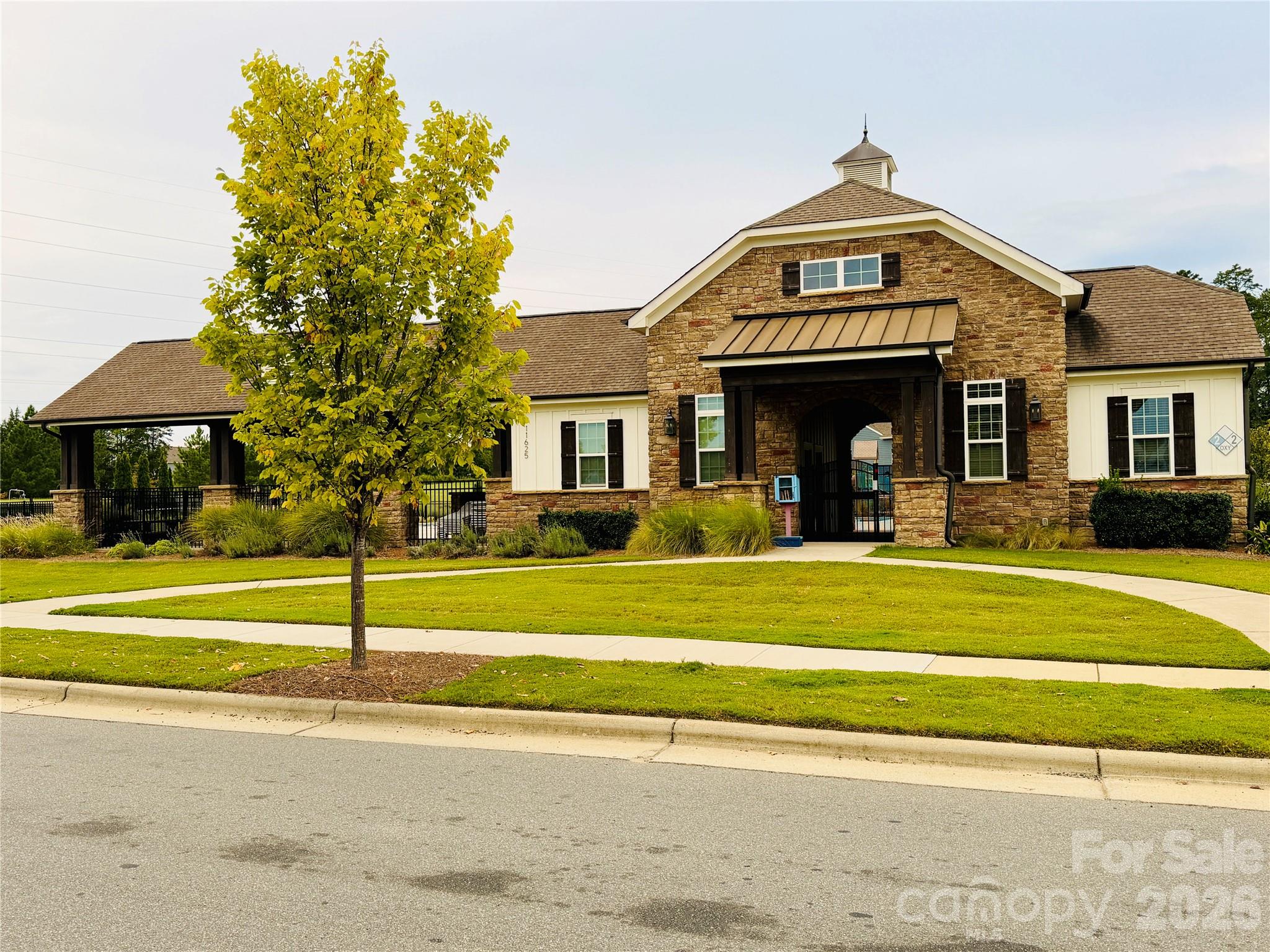 main property photo 43