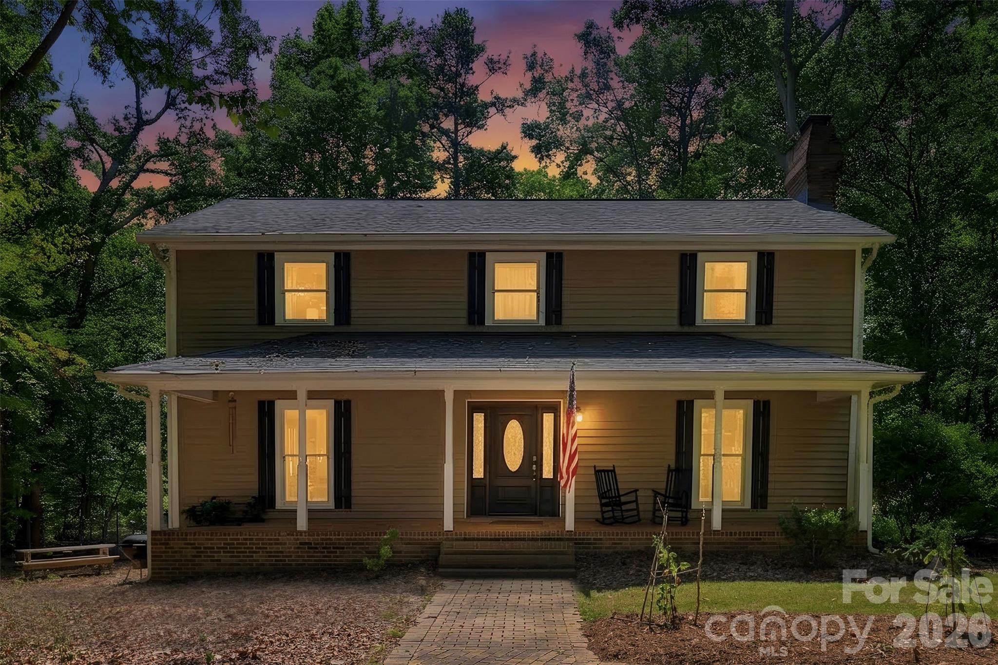 main property photo 10