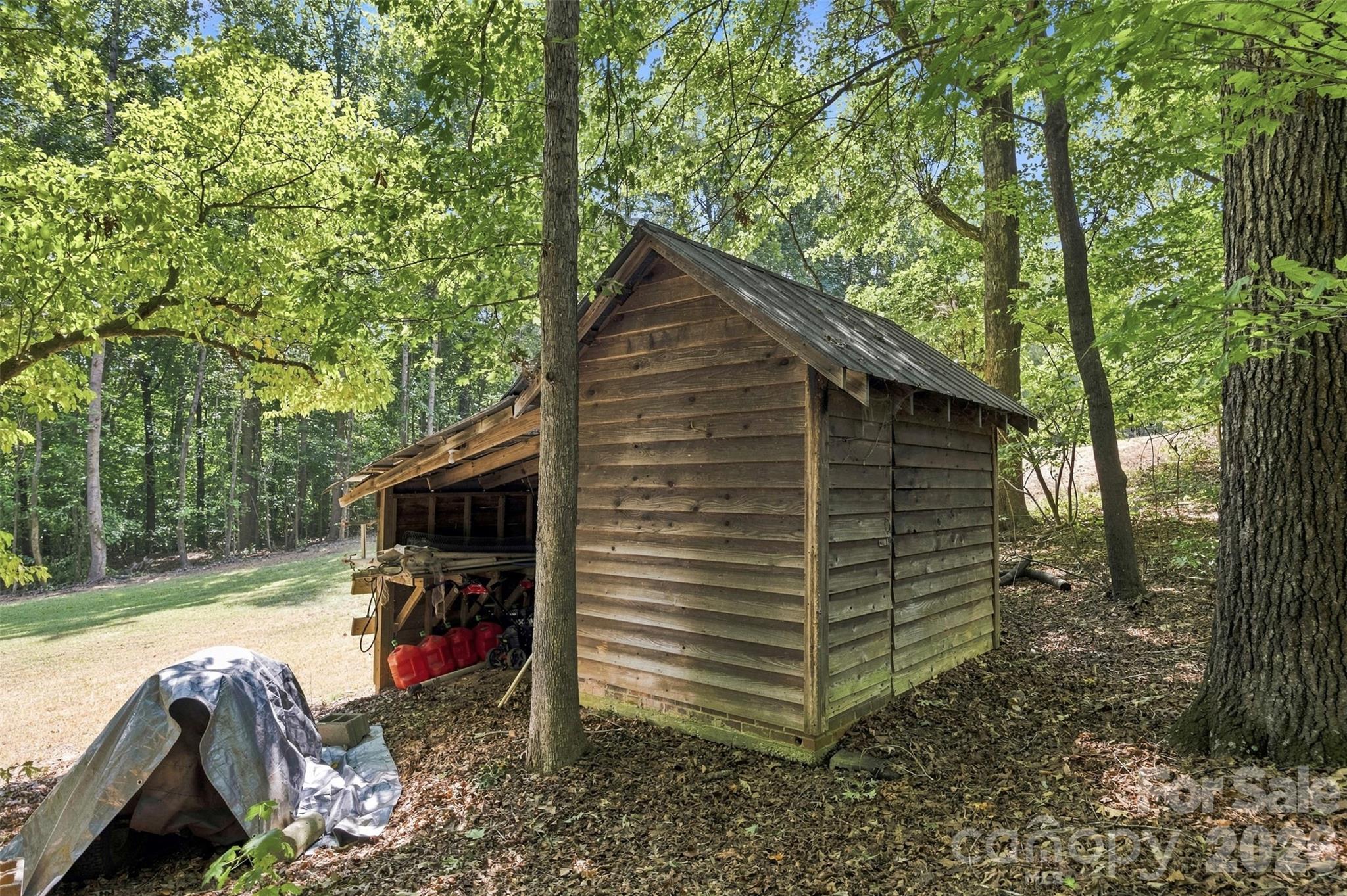 main property photo 42