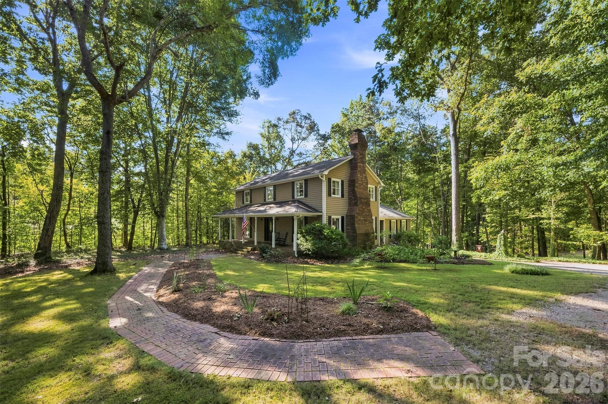 main property photo 5
