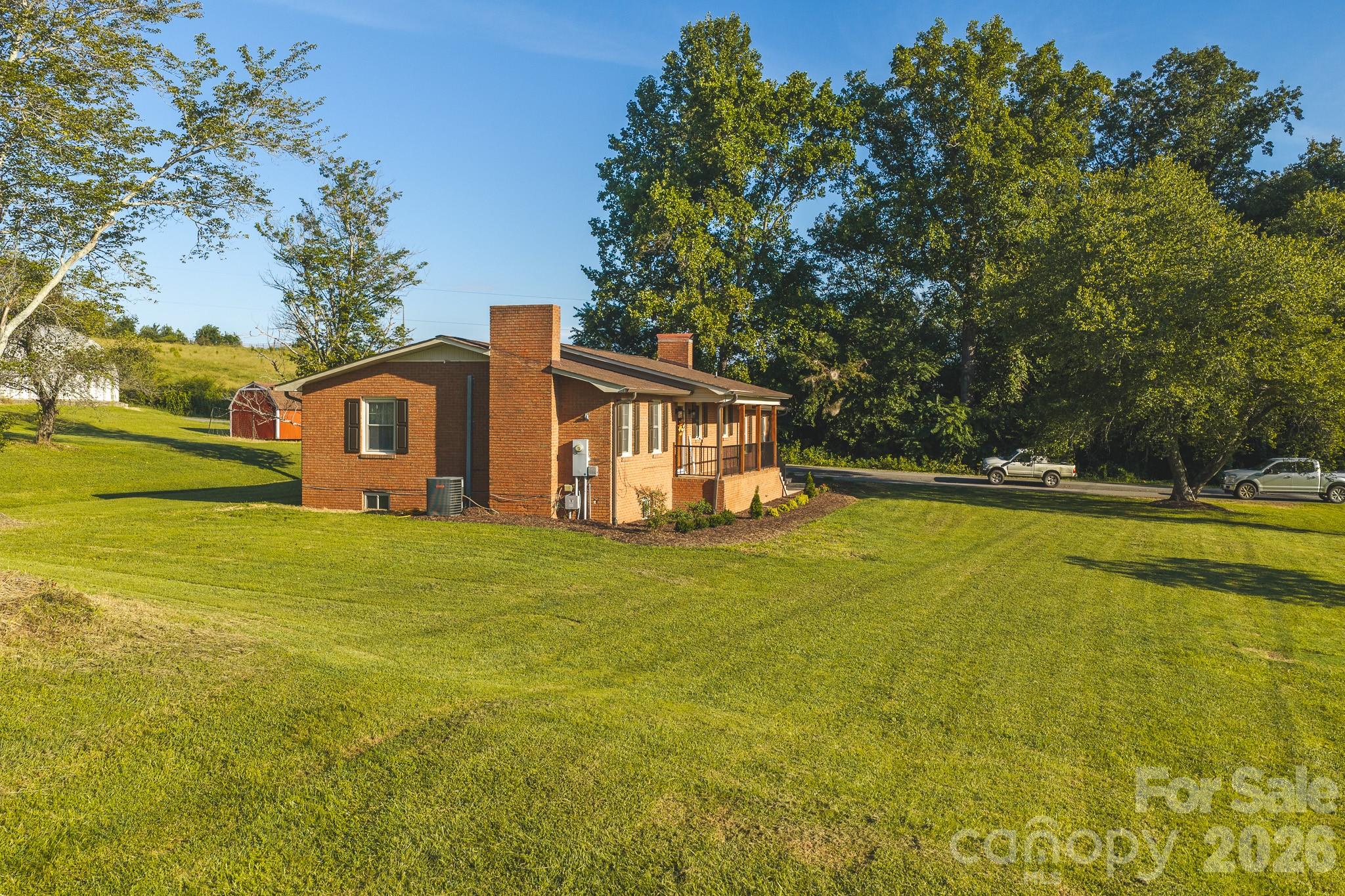 main property photo 15